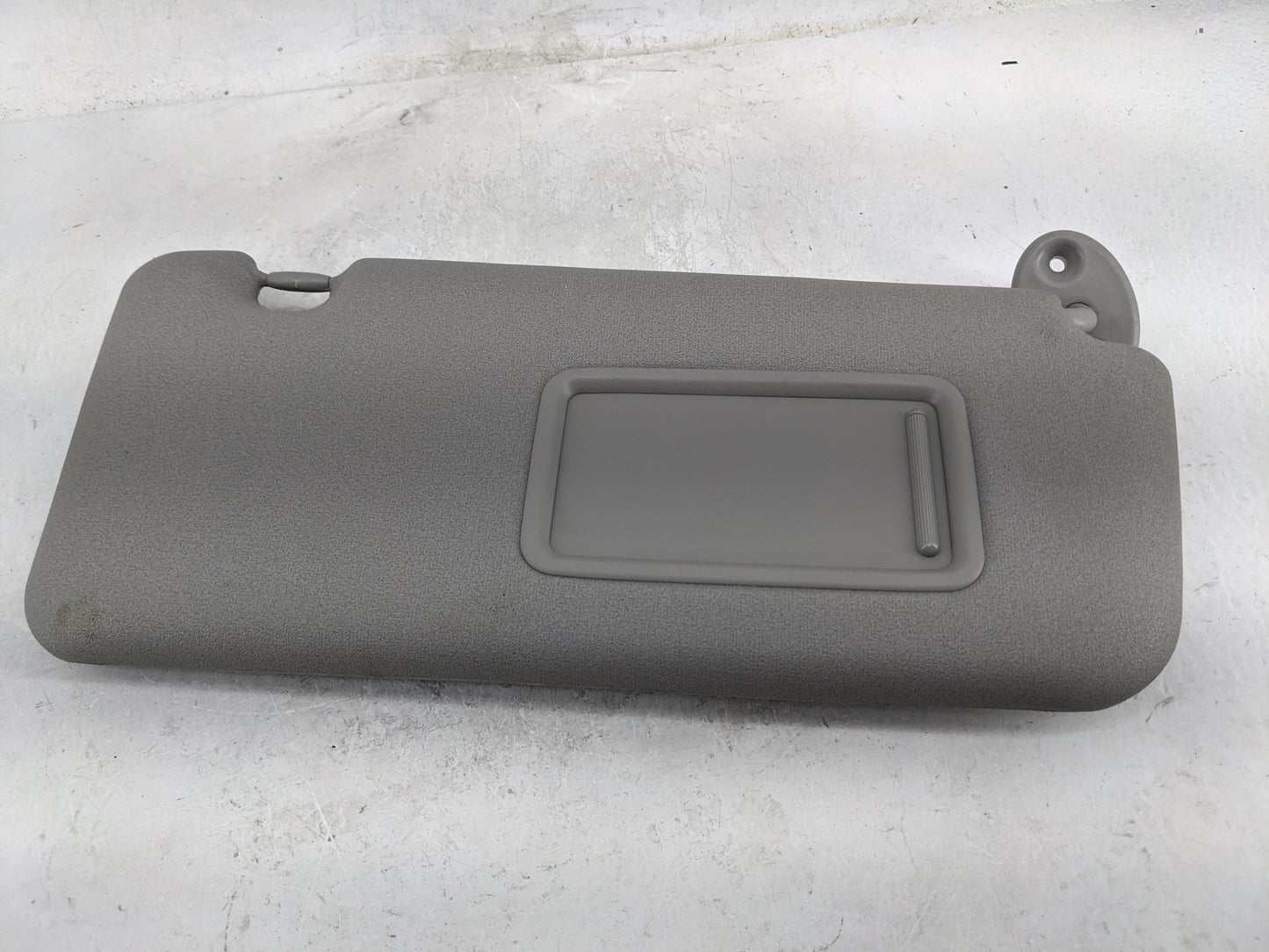 2004-2005 Toyota Rav4 Sun Visor Shade Replacement Passenger Right Mirror Fits Fits 2004 2005 OEM Used Auto Parts - Oemusedau
