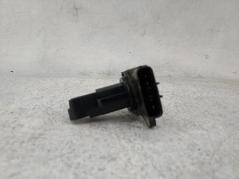 compare product 2001-2005 Toyota Rav4 Mass Air Flow Meter Maf Sensor