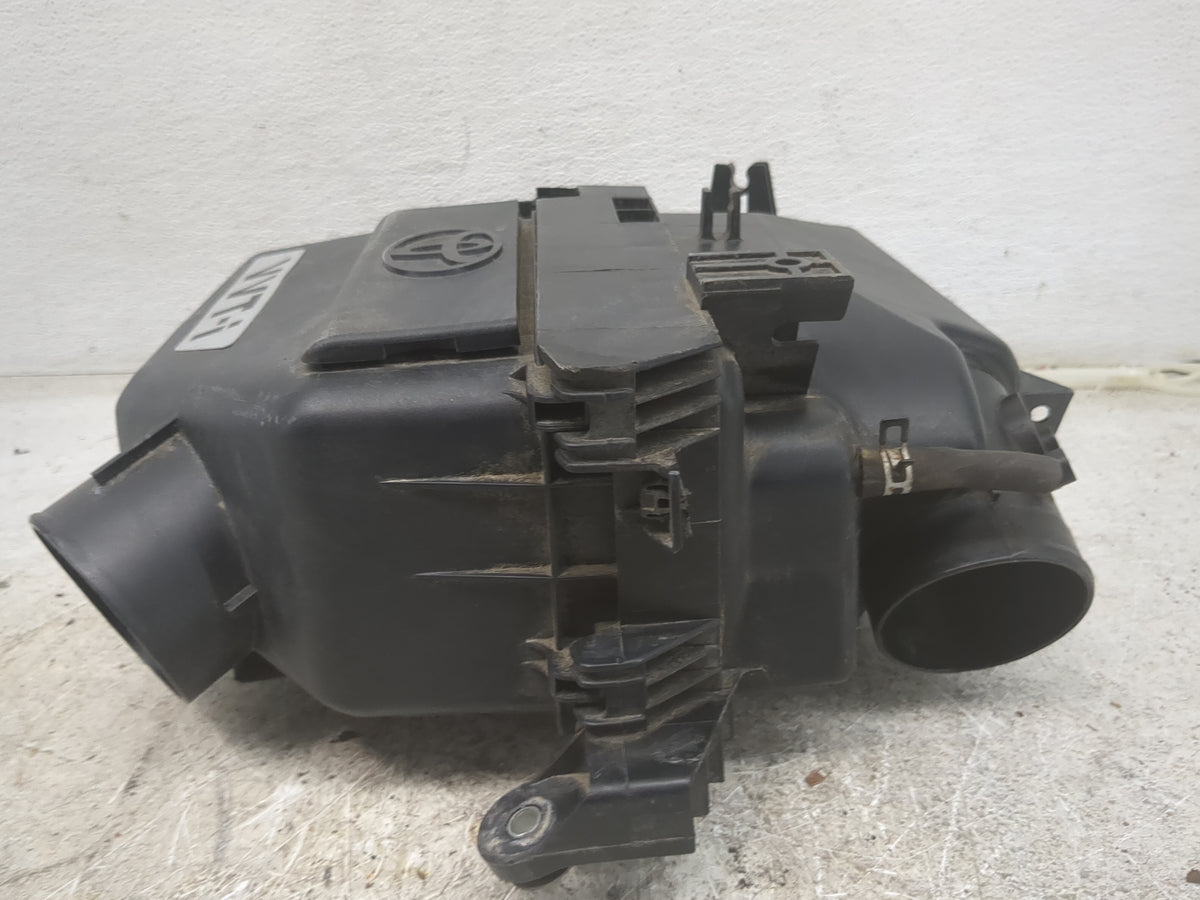2004-2005 Toyota Rav4 Air Cleaner Intake-duct Hose Tube - Oemusedautoparts1.com