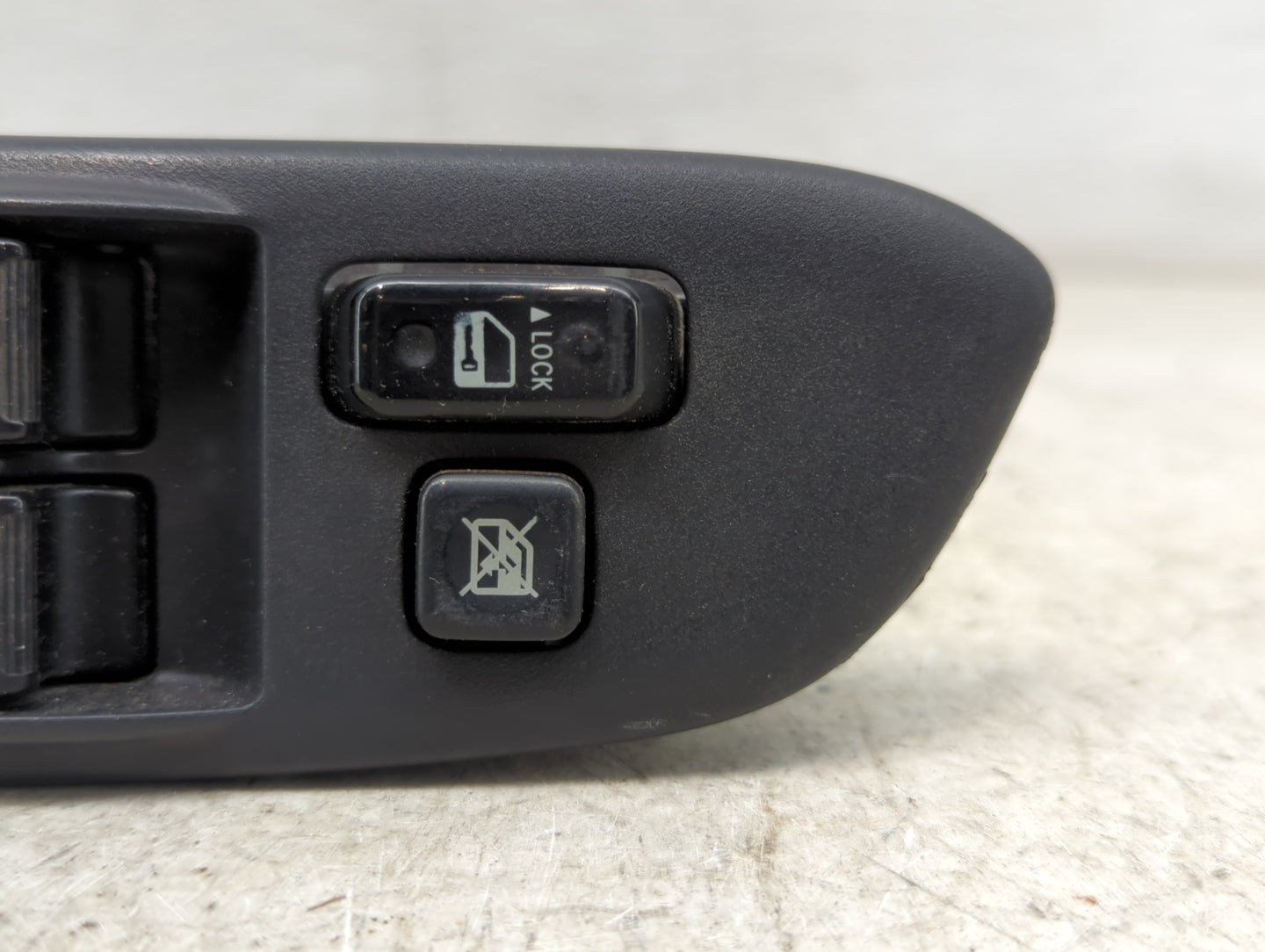 2004-2005 Toyota Rav4 Master Power Window Switch Replacement Driver Side Left P/N:84820-42171 Fits Fits 2004 2005 OEM Used A