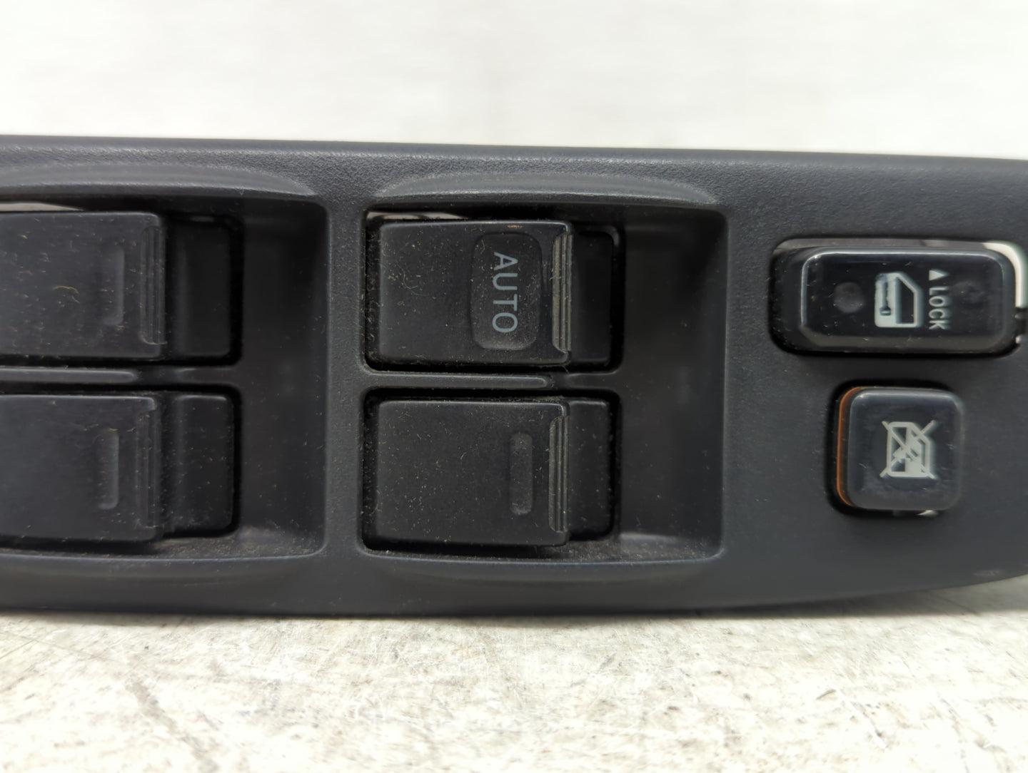 2004-2005 Toyota Rav4 Master Power Window Switch Replacement Driver Side Left P/N:84820-42171 Fits Fits 2004 2005 OEM Used A