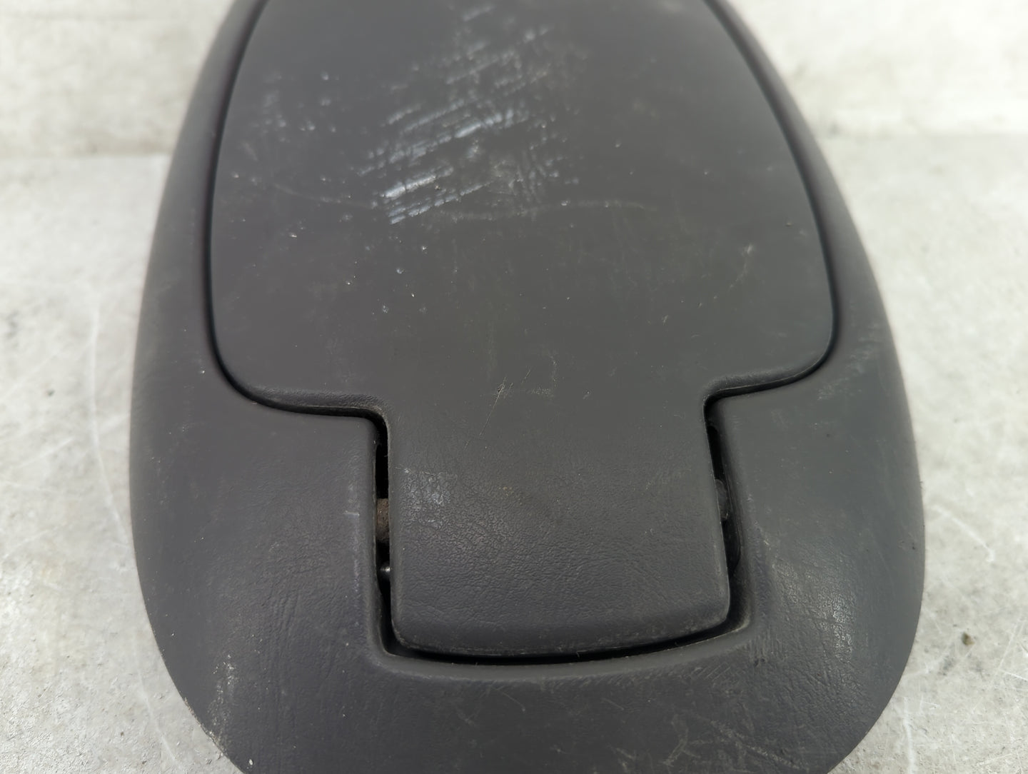 2005 Toyota Sequoia Center Console Armrest Cover Lid Fits OEM Used Auto Parts - Oemusedautoparts1.com