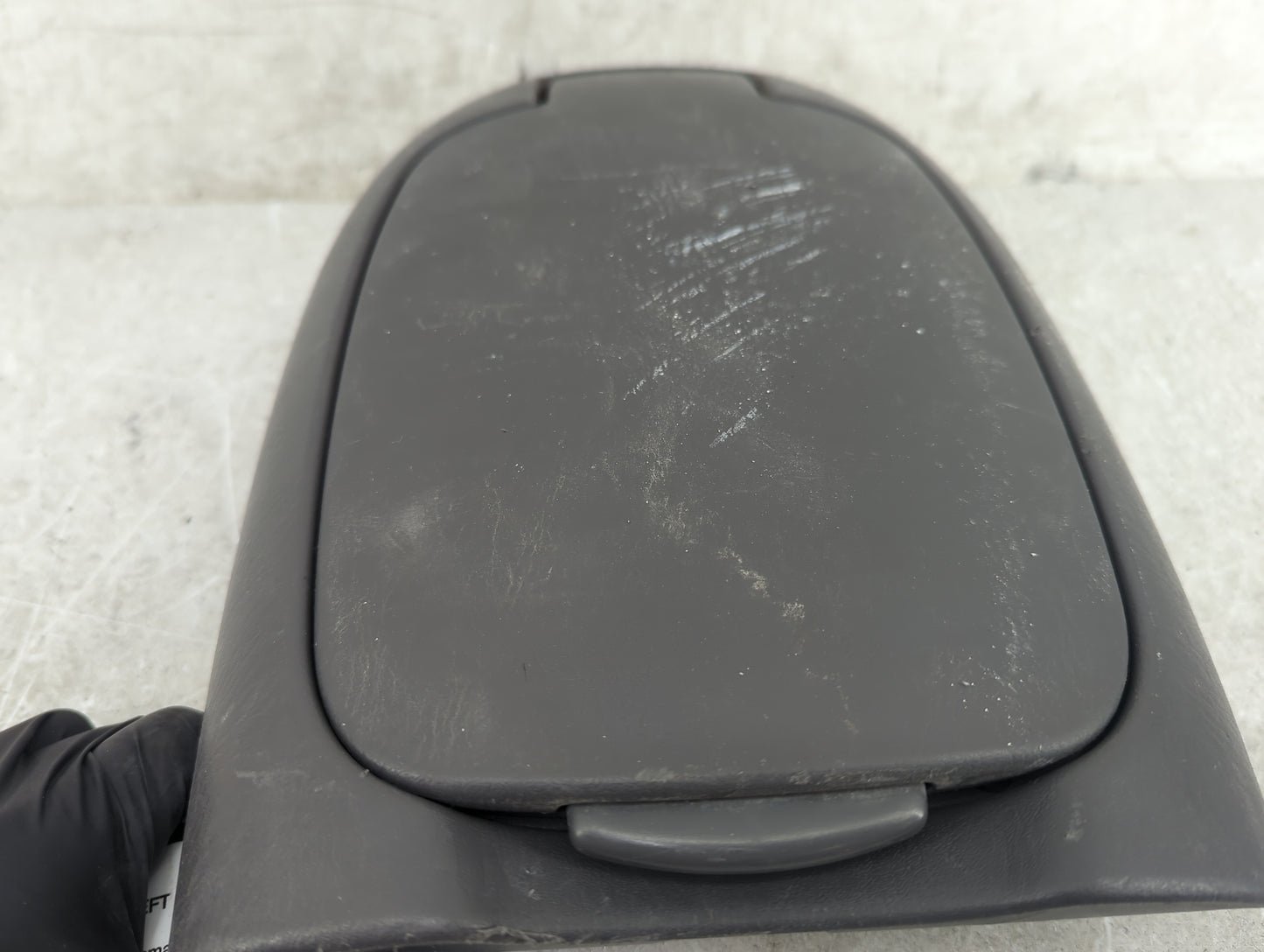 2005 Toyota Sequoia Center Console Armrest Cover Lid Fits OEM Used Auto Parts - Oemusedautoparts1.com