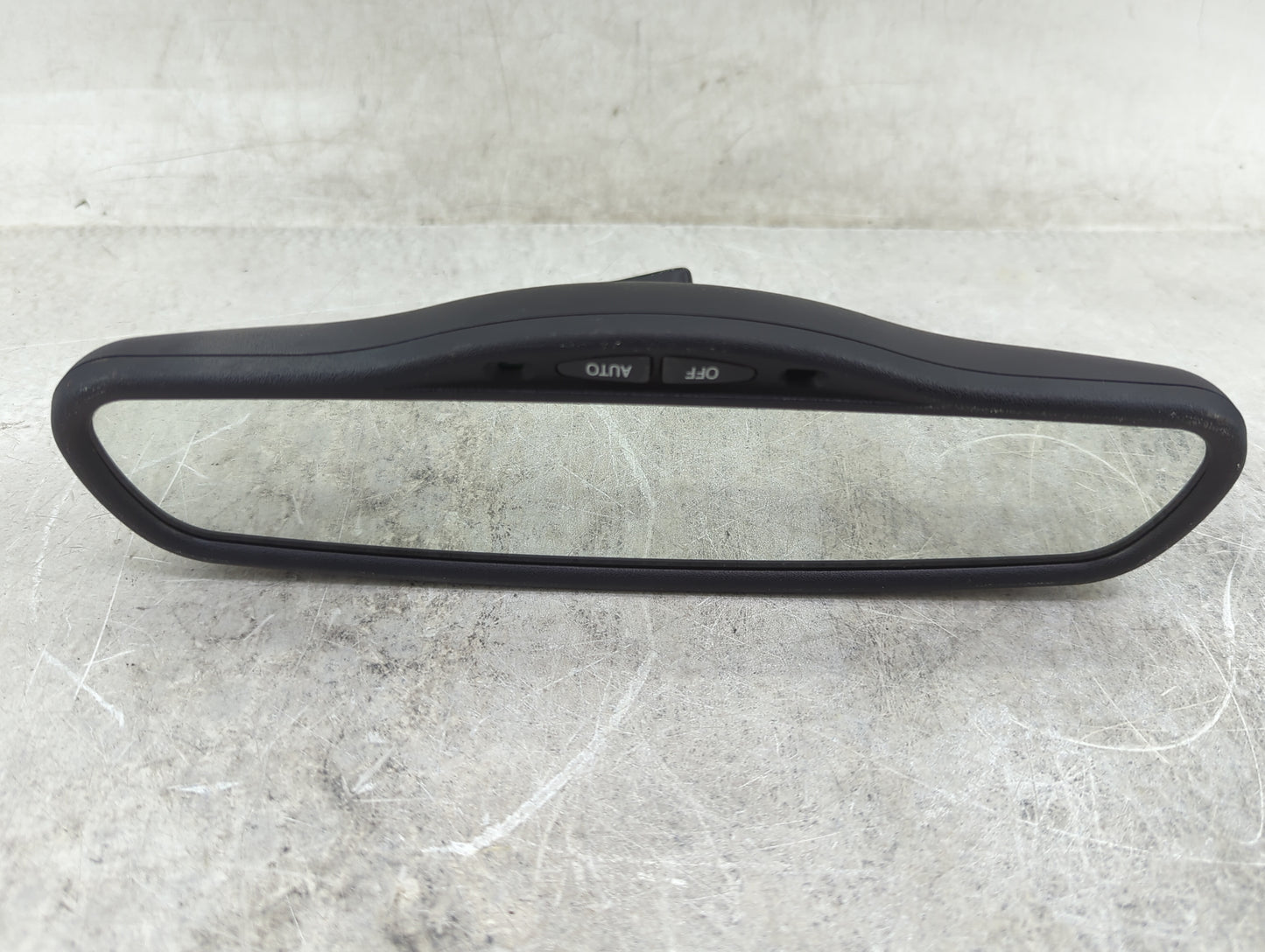 2005 Toyota Sequoia Interior Rear View Mirror Replacement OEM P/N:015306 GNTX-187, 8781OAC05000 Fits OEM Used Auto Parts - O