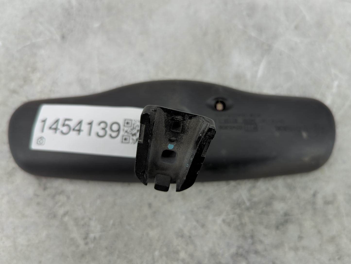 2005 Toyota Sequoia Interior Rear View Mirror Replacement OEM P/N:015306 GNTX-187, 8781OAC05000 Fits OEM Used Auto Parts - O