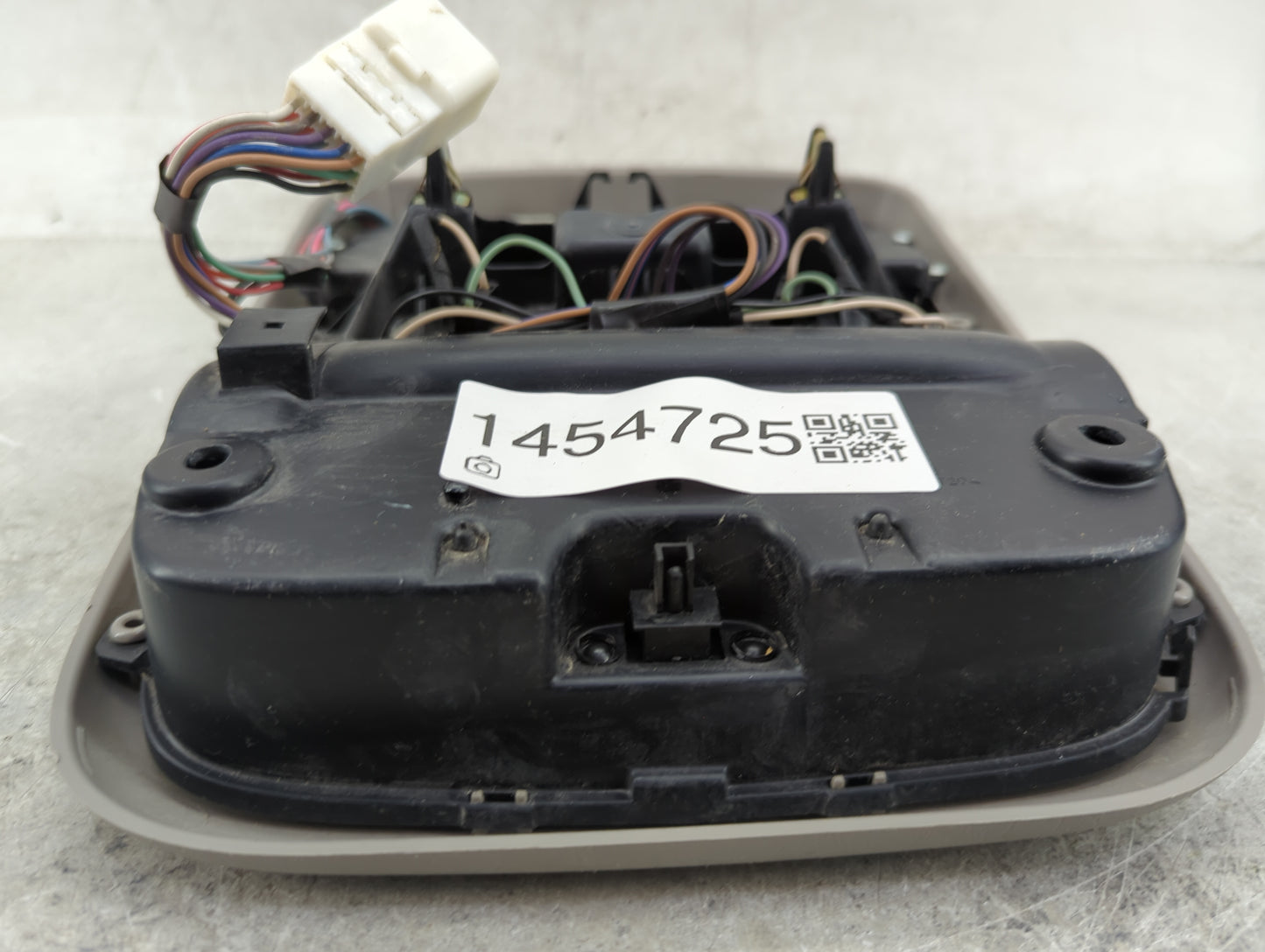 2005 Toyota Sequoia Overhead Roof Console - Oemusedautoparts1.com