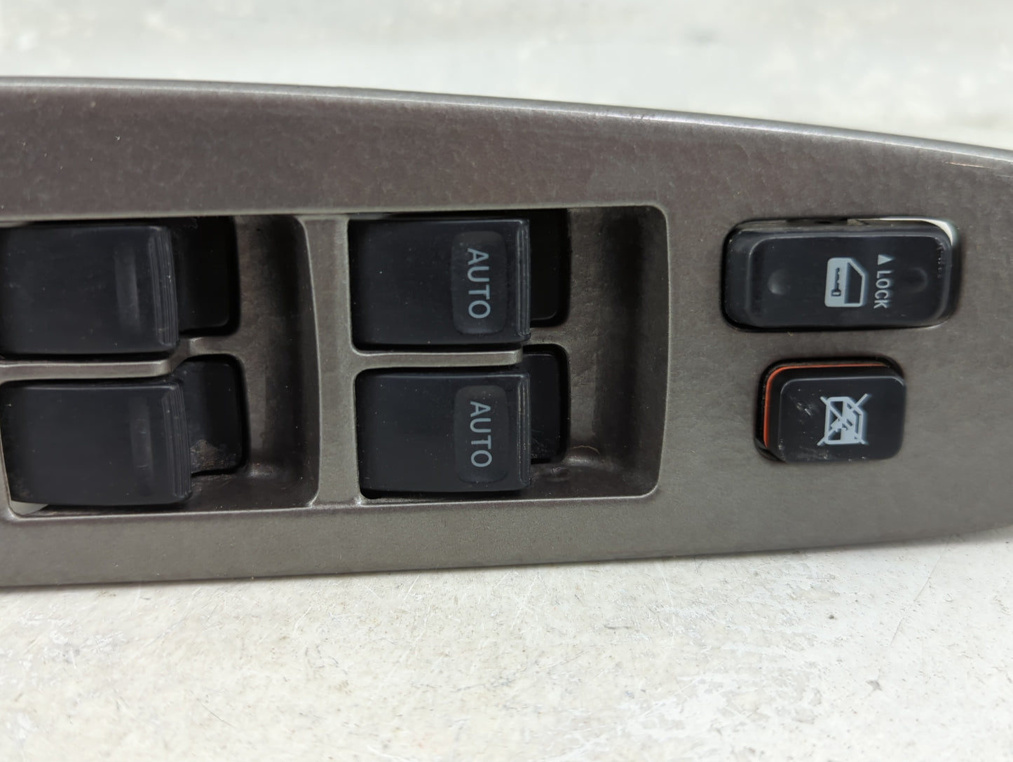 2005-2007 Toyota Sequoia Master Power Window Switch Replacement Driver Side Left P/N:514359 Fits Fits 2005 2006 2007 OEM Use
