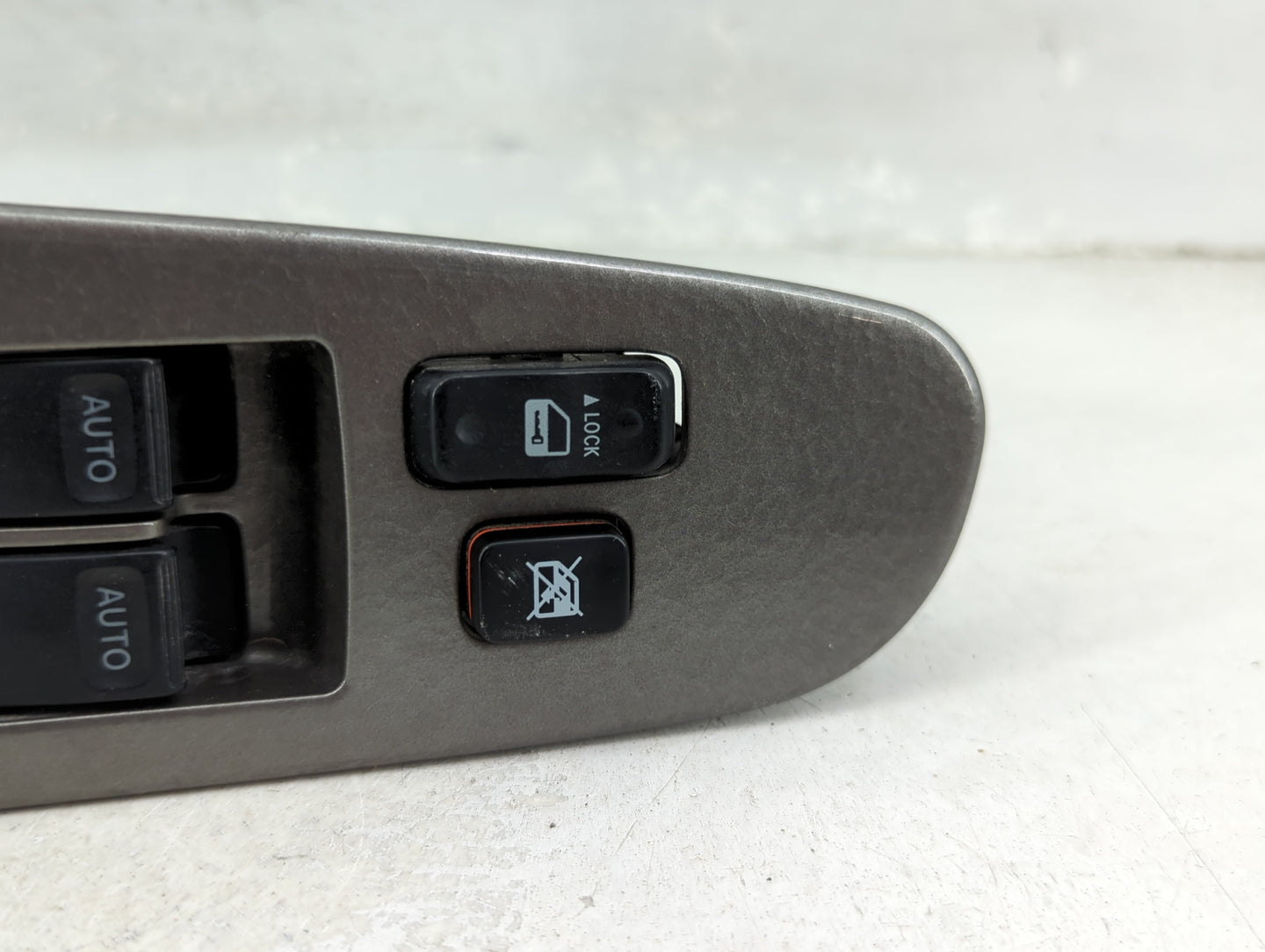 2005-2007 Toyota Sequoia Master Power Window Switch Replacement Driver Side Left P/N:514359 Fits Fits 2005 2006 2007 OEM Use