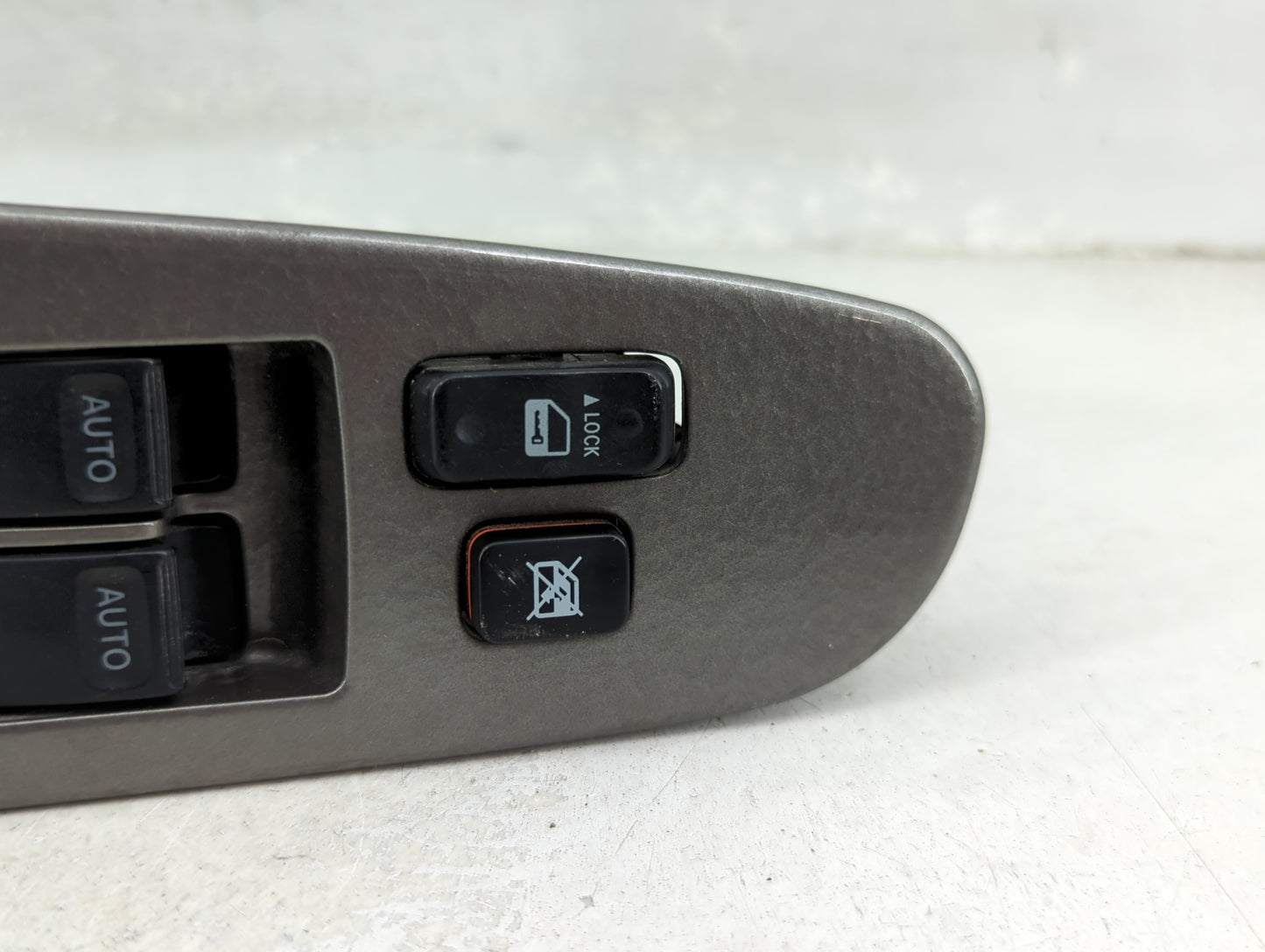 2005-2007 Toyota Sequoia Master Power Window Switch Replacement Driver Side Left P/N:514359 Fits Fits 2005 2006 2007 OEM Use
