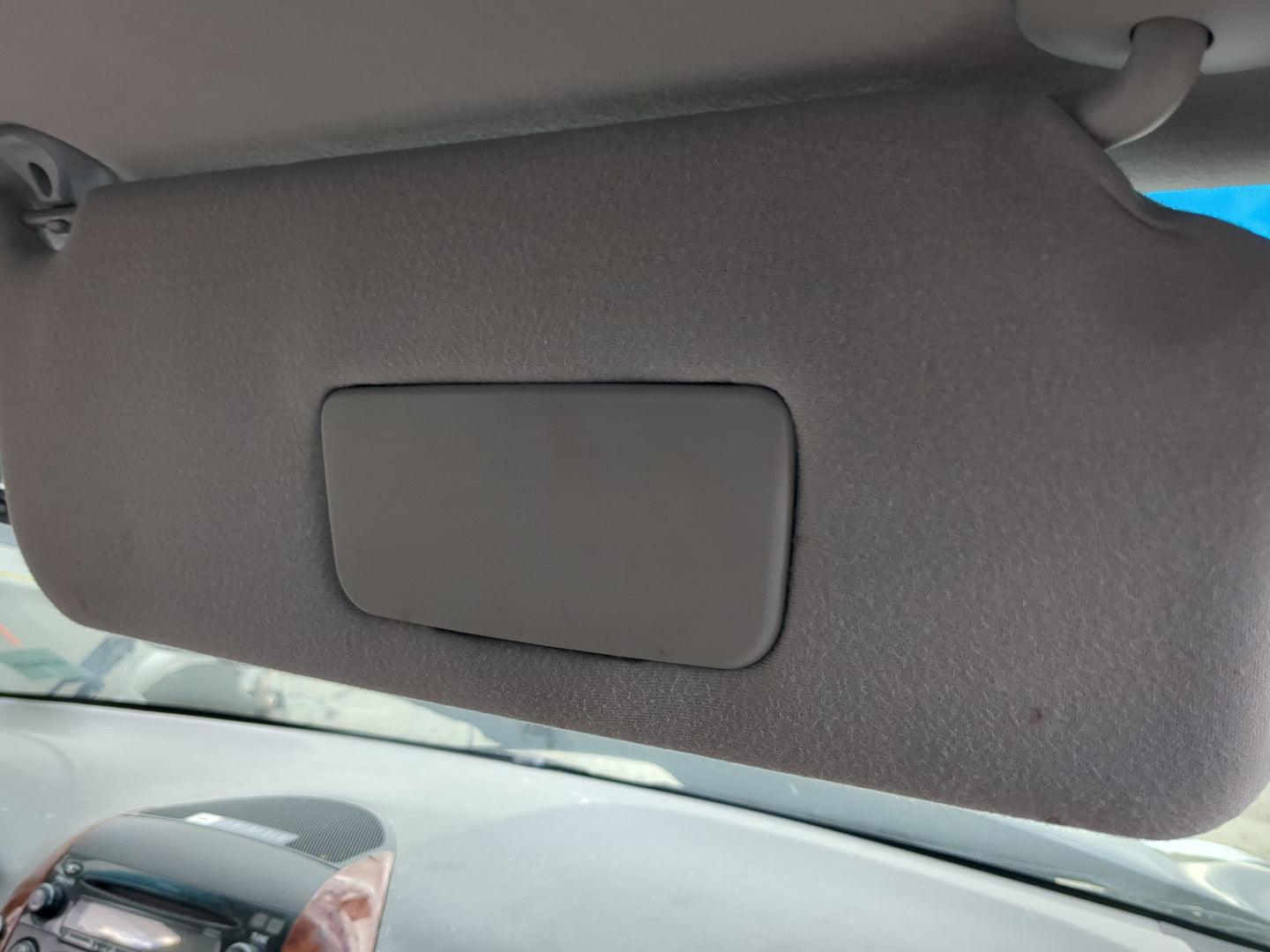 2005-2010 Toyota Sienna Sun Visor Shade Replacement Passenger Right Mirror Fits Fits 2005 2006 2007 2008 2009 2010 OEM Used 