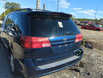 compare product 2004-2005 Toyota Sienna Trunk/decklid/hatch/tailgate Oem