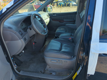 2005 Toyota Sienna Front Left Driver Interior Door Panel Trim