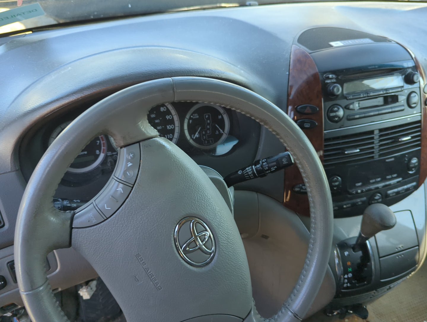 2005 Toyota Sienna Front Left Driver Interior Door Panel Trim 1174652 - Oemusedautoparts1.com