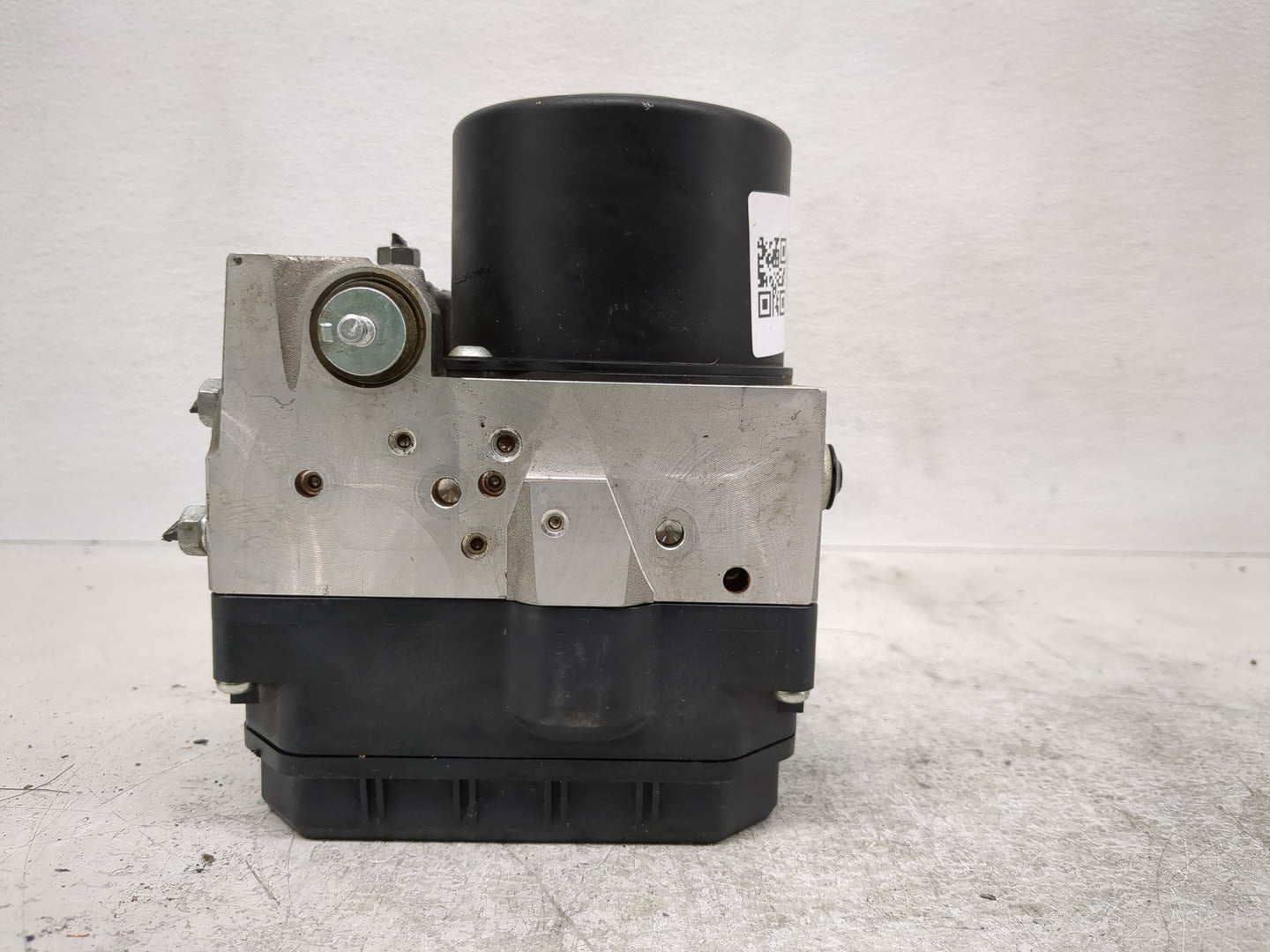 2004-2006 Toyota Sienna ABS Pump Control Module Replacement P/N:89541-08060 44540-08020, 44510-08050 Fits Fits 2004 2005 200