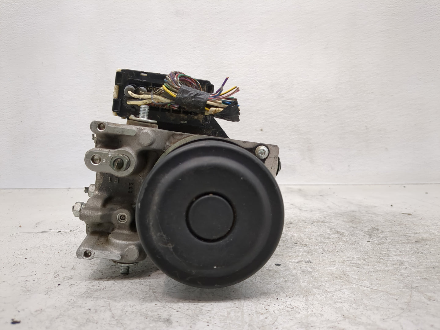 2004-2006 Toyota Sienna ABS Pump Control Module Replacement P/N:89541-08060 44540-08020, 44510-08050 Fits Fits 2004 2005 200