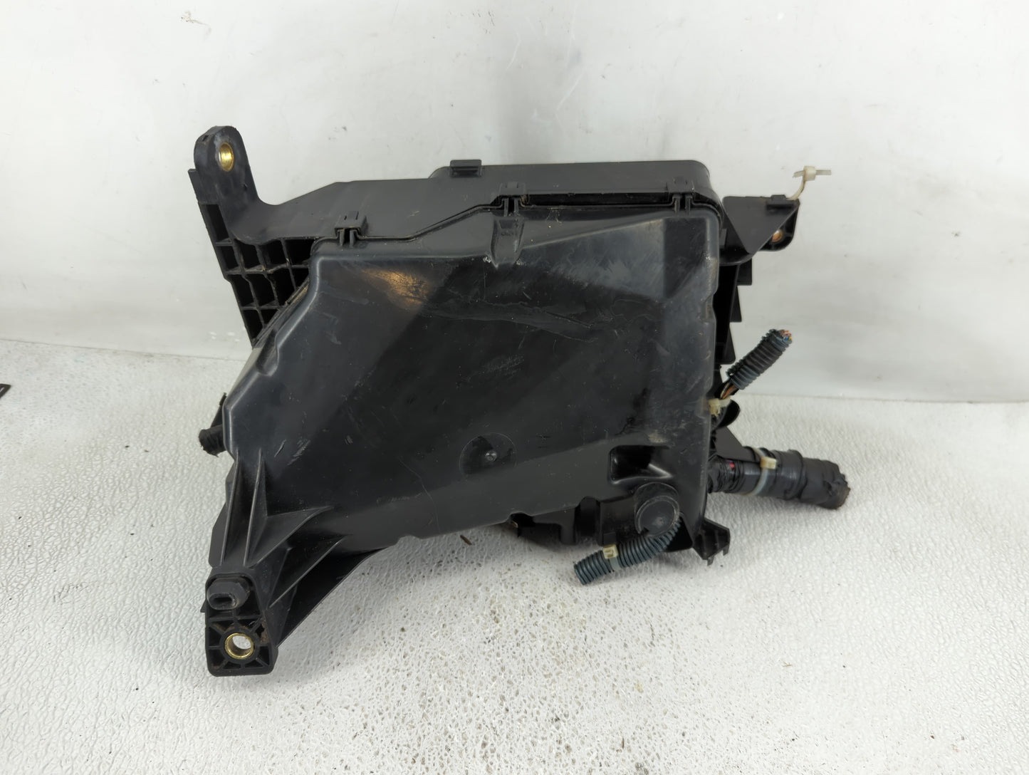 2004-2006 Toyota Sienna Fusebox Fuse Box Panel Relay Module P/N:7154-8434 Fits Fits 2004 2005 2006 OEM Used Auto Parts - Oem