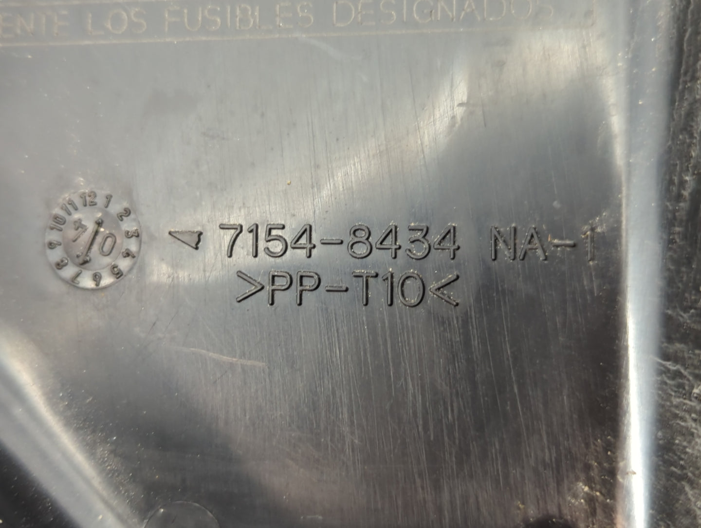 2004-2006 Toyota Sienna Fusebox Fuse Box Panel Relay Module P/N:7154-8434 Fits Fits 2004 2005 2006 OEM Used Auto Parts - Oem