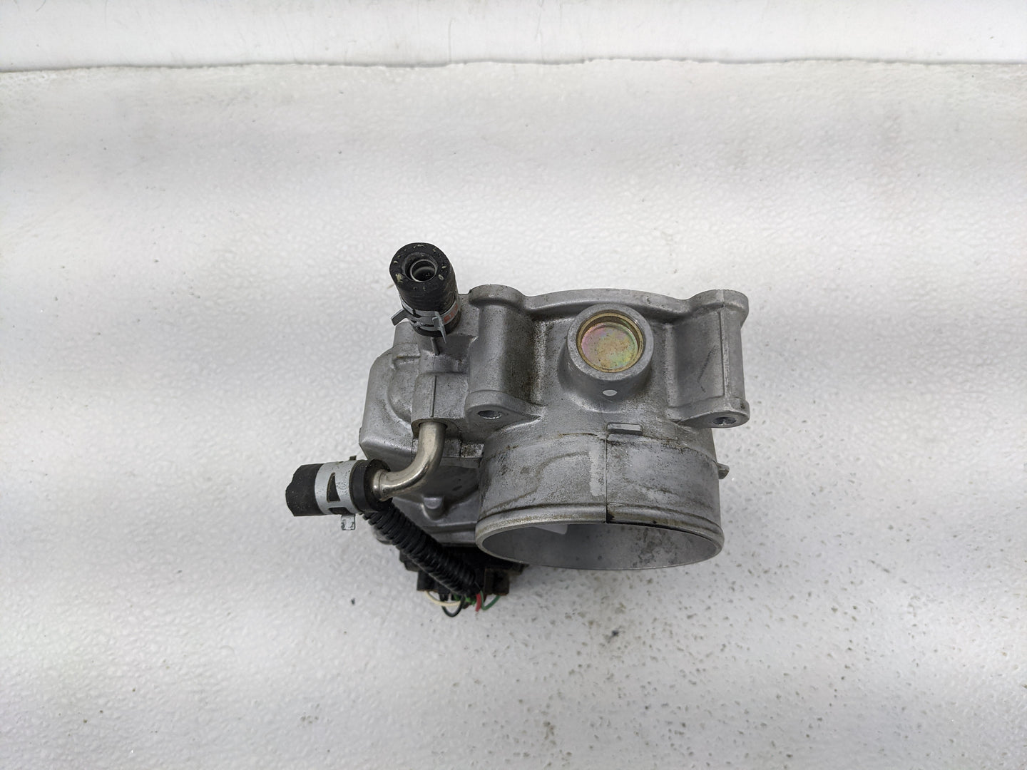 2004-2006 Toyota Sienna Throttle Body Fits Fits 2003 2004 2005 2006 2007 2008 2009 2010 OEM Used Auto Parts - Oemusedautopar