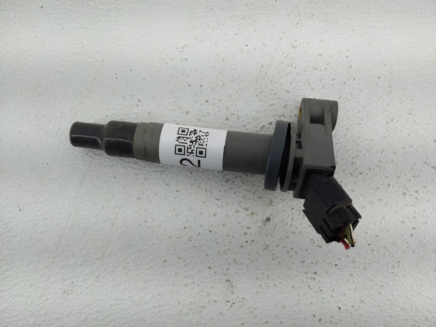 2004-2006 Toyota Sienna Ignition Coil Igniter Pack - Oemusedautoparts1.com