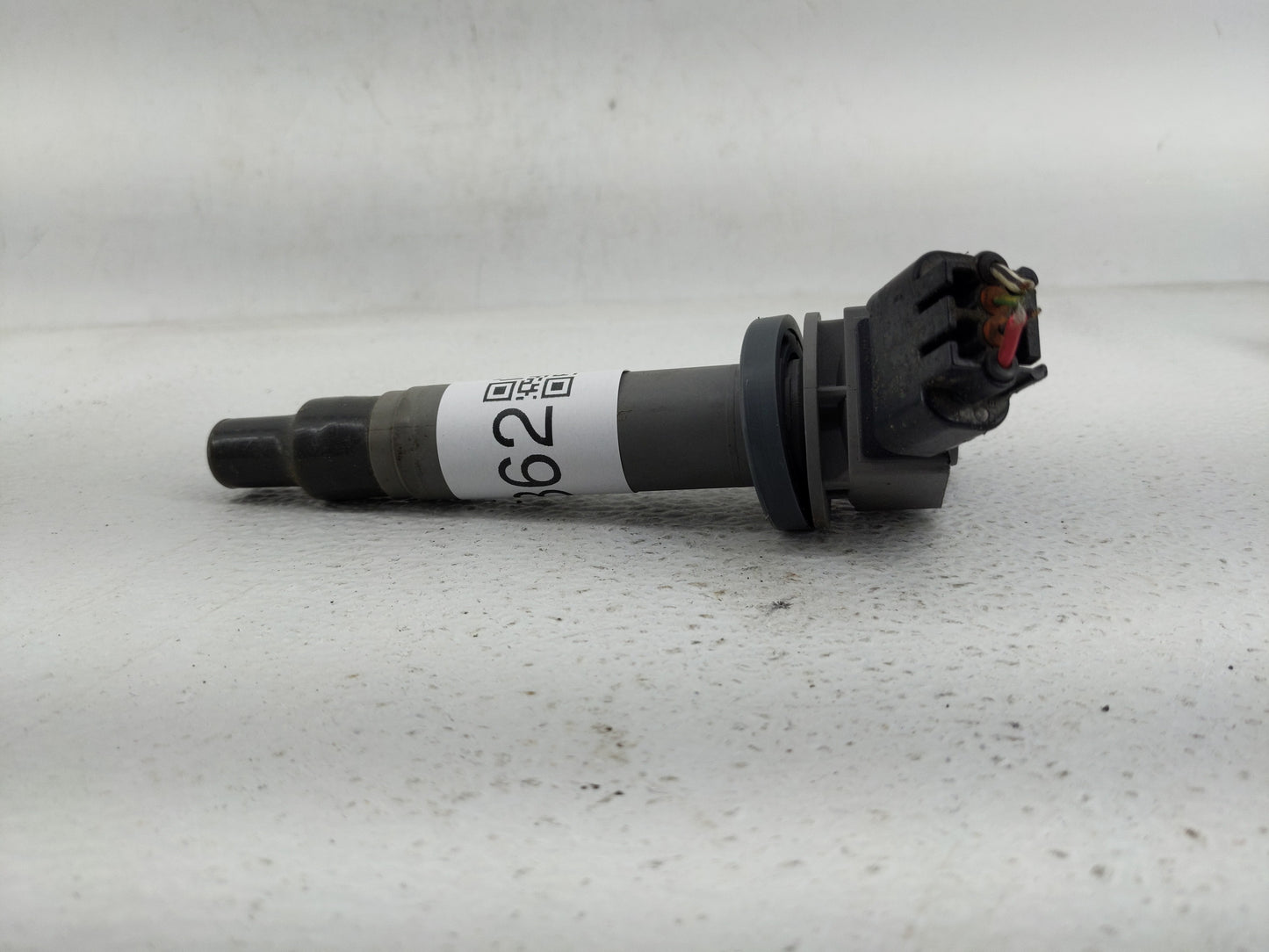 2004-2006 Toyota Sienna Ignition Coil Igniter Pack - Oemusedautoparts1.com