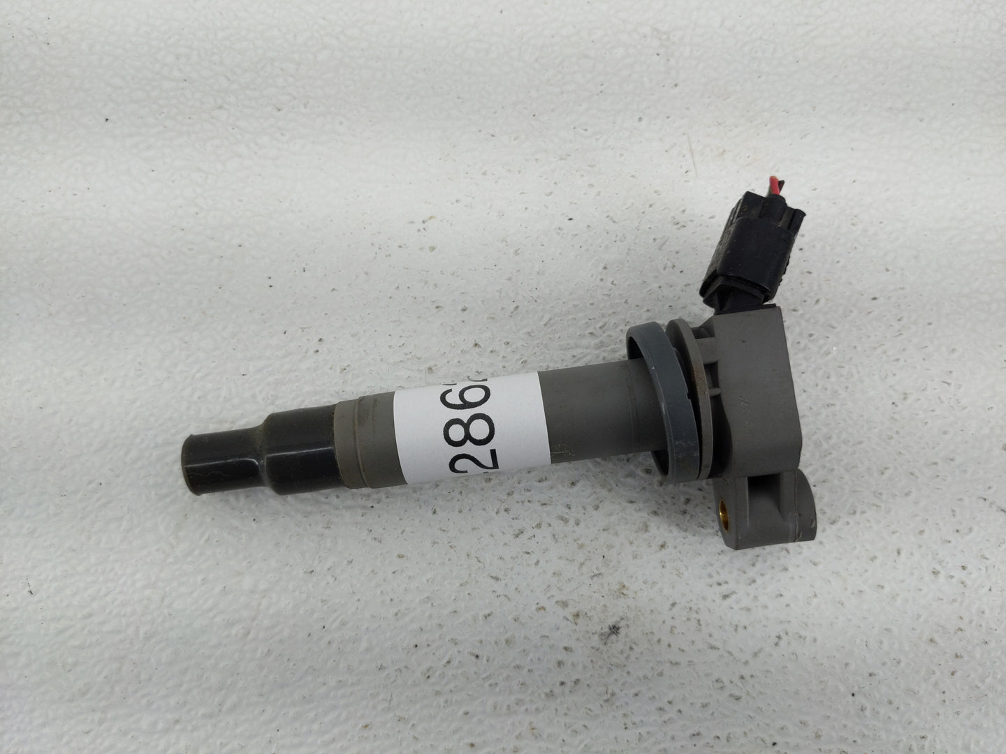 2004-2006 Toyota Sienna Ignition Coil Igniter Pack - Oemusedautoparts1.com