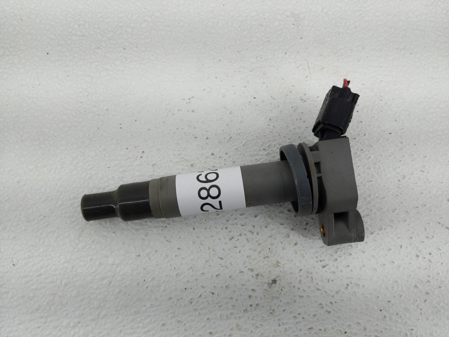 2004-2006 Toyota Sienna Ignition Coil Igniter Pack - Oemusedautoparts1.com