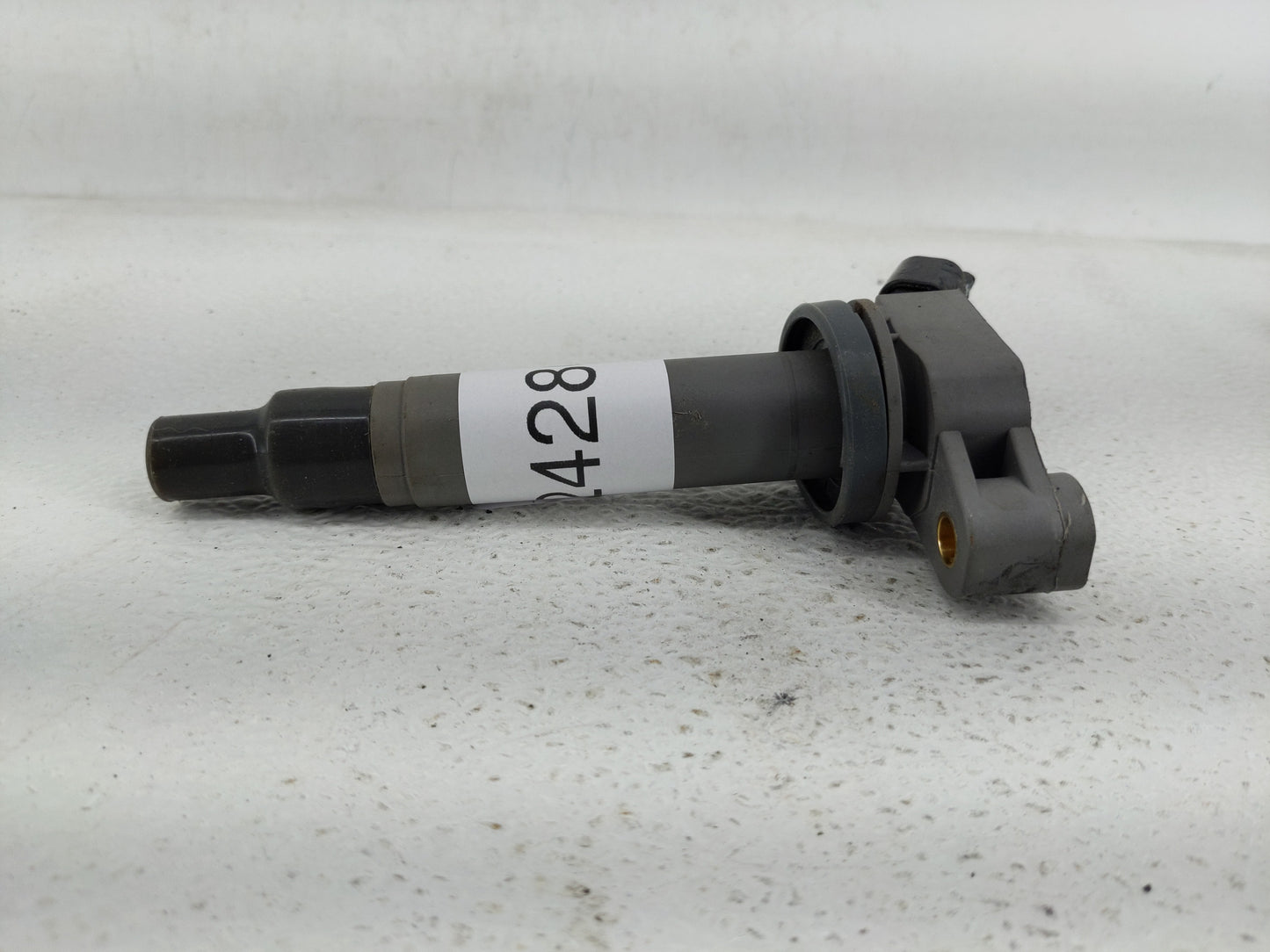 2004-2006 Toyota Sienna Ignition Coil Igniter Pack - Oemusedautoparts1.com