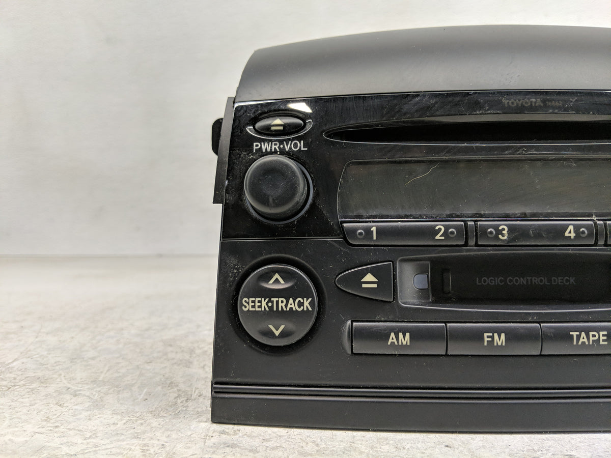 2005 Toyota Sienna Radio AM FM Cd Player Receiver Replacement P/N:86120-AE011 Fits OEM Used Auto Parts - Oemusedautoparts1.c