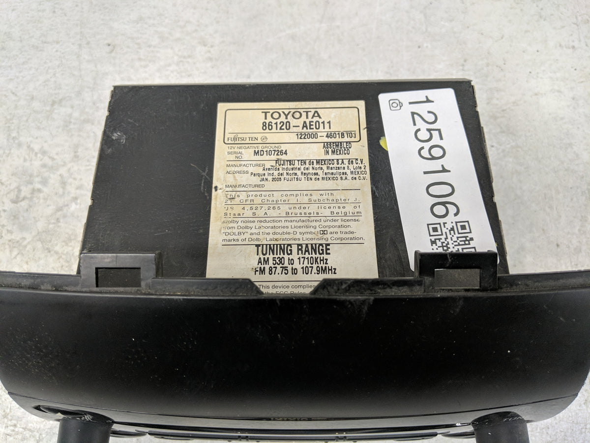 2005 Toyota Sienna Radio AM FM Cd Player Receiver Replacement P/N:86120-AE011 Fits OEM Used Auto Parts - Oemusedautoparts1.c