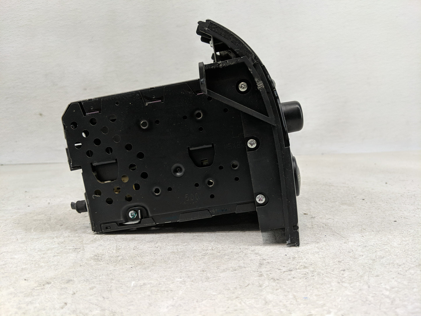 2005 Toyota Sienna Radio AM FM Cd Player Receiver Replacement P/N:86120-AE011 Fits OEM Used Auto Parts - Oemusedautoparts1.c