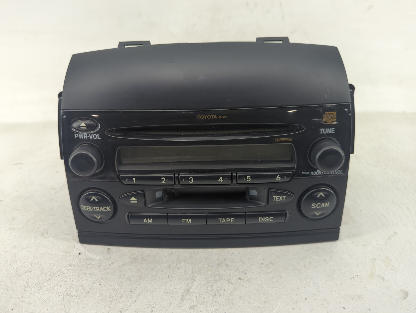 2004-2005 Toyota Sienna Radio AM FM Cd Player Receiver Replacement P/N:86120-AE010 Fits Fits 2004 2005 OEM Used Auto Parts -