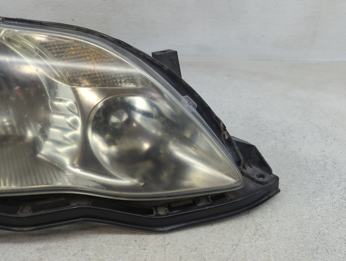 2004-2005 Toyota Sienna Passenger Right Oem Head Light Headlight Lamp - Oemusedautoparts1.com