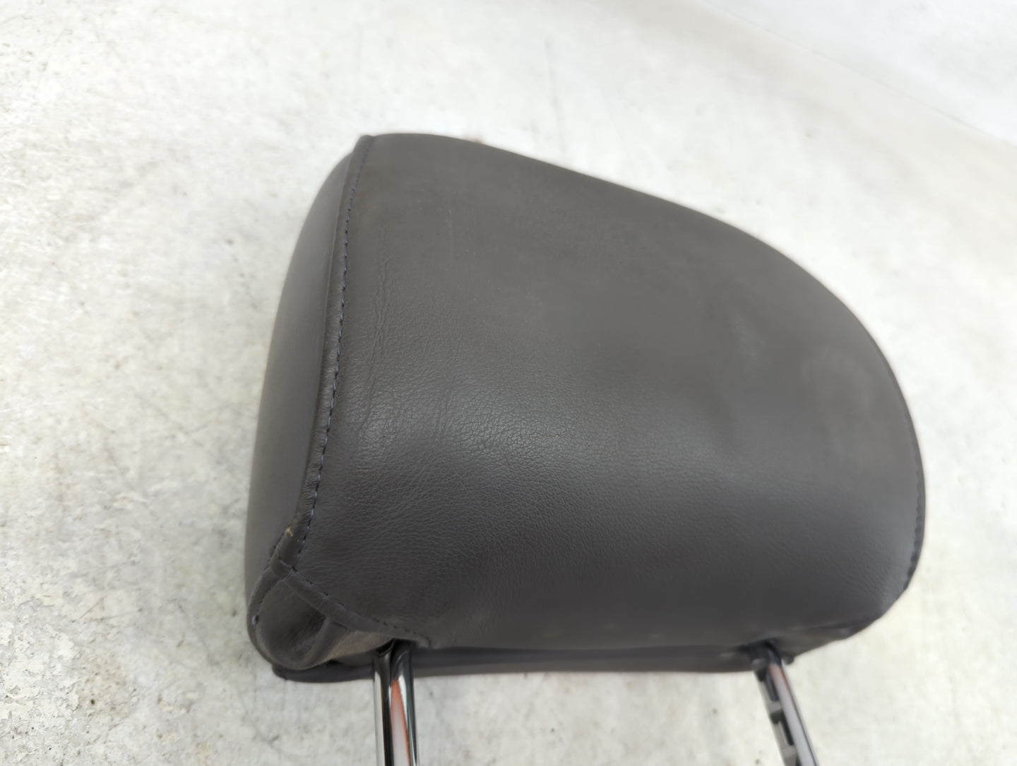 2005-2005 Toyota Sienna Headrest Head Rest Front Driver Passenger Seat - Oemusedautoparts1.com