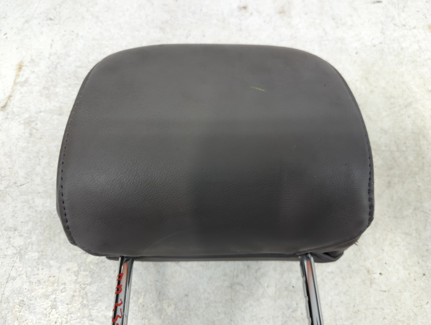 2005 Toyota Sienna Headrest Head Rest Rear Seat Fits OEM Used Auto Parts - Oemusedautoparts1.com