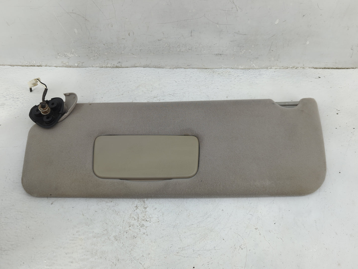 2005-2010 Toyota Sienna Sun Visor Shade Replacement Driver Left Mirror Fits Fits 2005 2006 2007 2008 2009 2010 OEM Used Auto