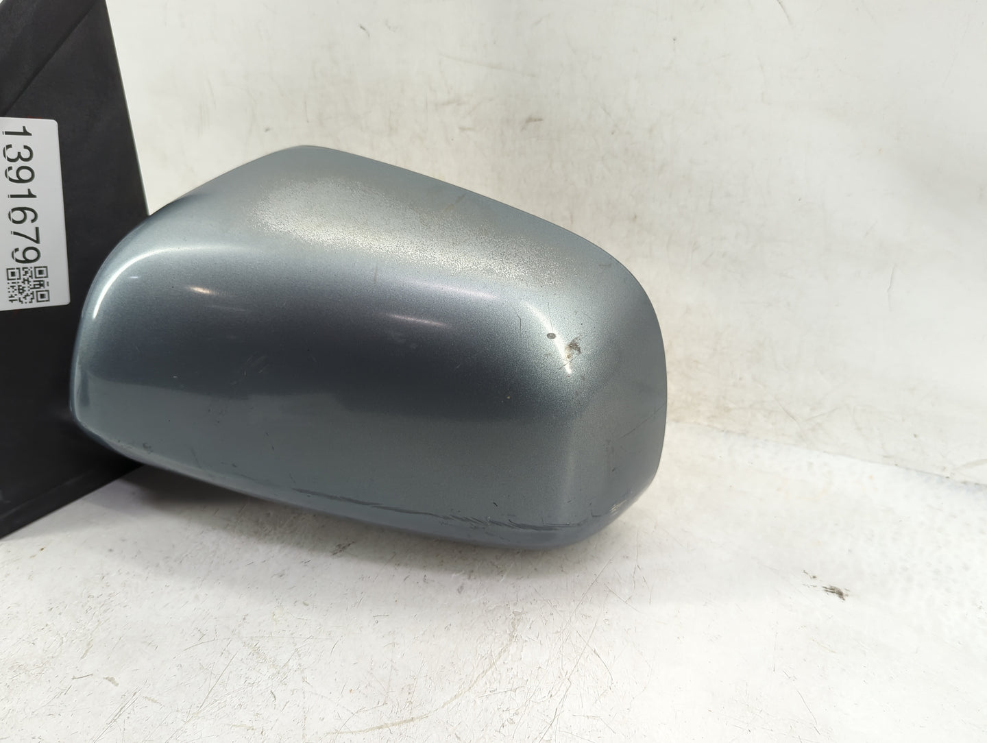 2004-2010 Toyota Sienna Driver Side View Mirror - Left Door Mirror OEM Used - Oemusedautoparts1.com