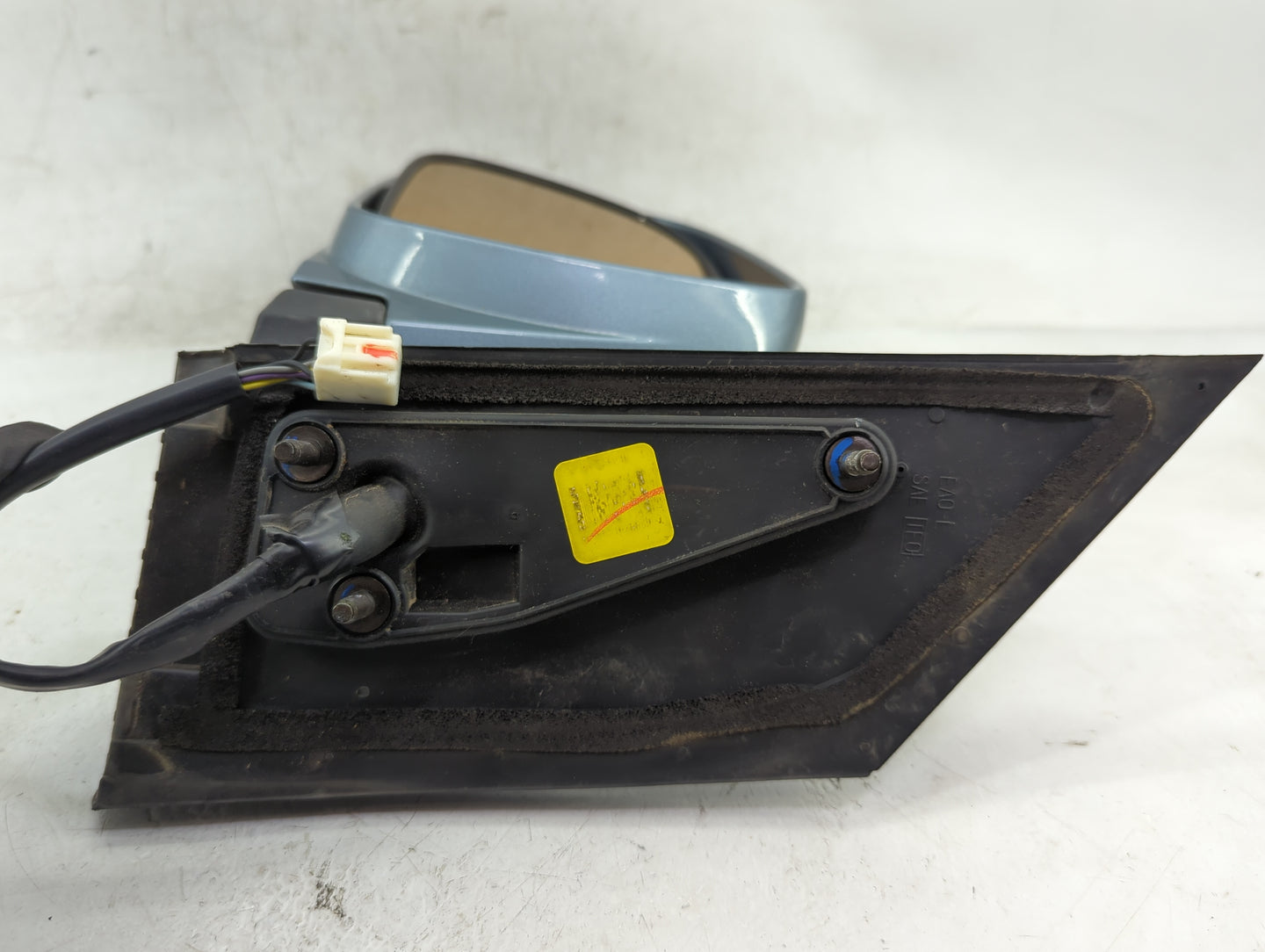 2004-2010 Toyota Sienna Driver Side View Mirror - Left Door Mirror OEM Used - Oemusedautoparts1.com