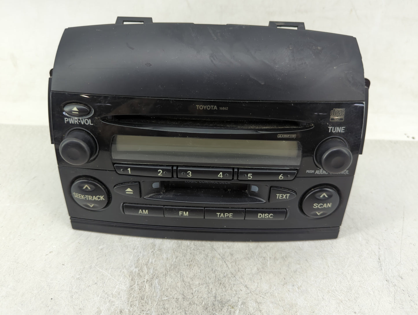 2004-2005 Toyota Sienna Radio AM FM Cd Player Receiver Replacement P/N:86120-AE011 Fits Fits 2004 2005 OEM Used Auto Parts -