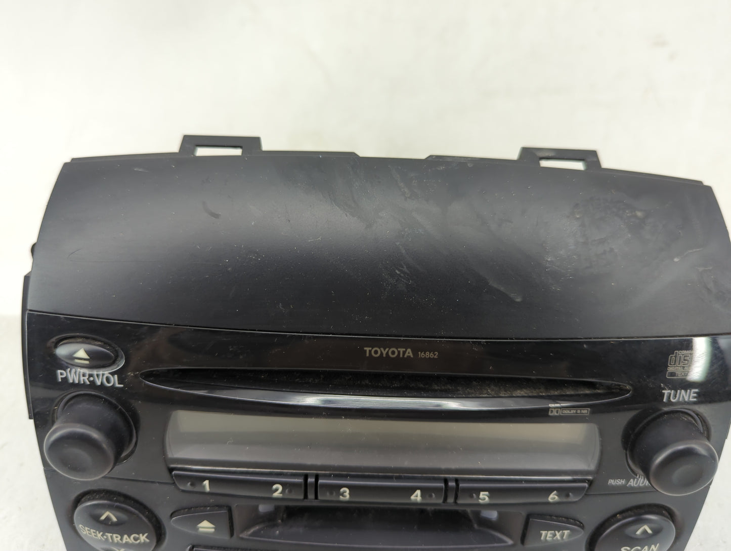 2004-2005 Toyota Sienna Radio AM FM Cd Player Receiver Replacement P/N:86120-AE011 Fits Fits 2004 2005 OEM Used Auto Parts -