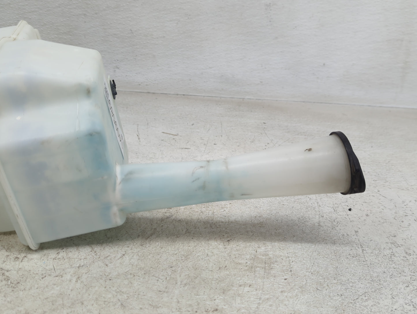 2004-2020 Toyota Sienna Windshield Washer Fluid Reservoir Bottle Oem 1409589 - Oemusedautoparts1.com