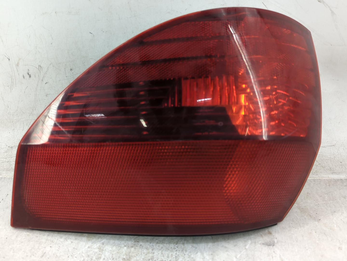 2004-2005 Toyota Sienna Tail Light Assembly Passenger Right OEM Fits Fits 2004 2005 OEM Used Auto Parts - Oemusedautoparts1.