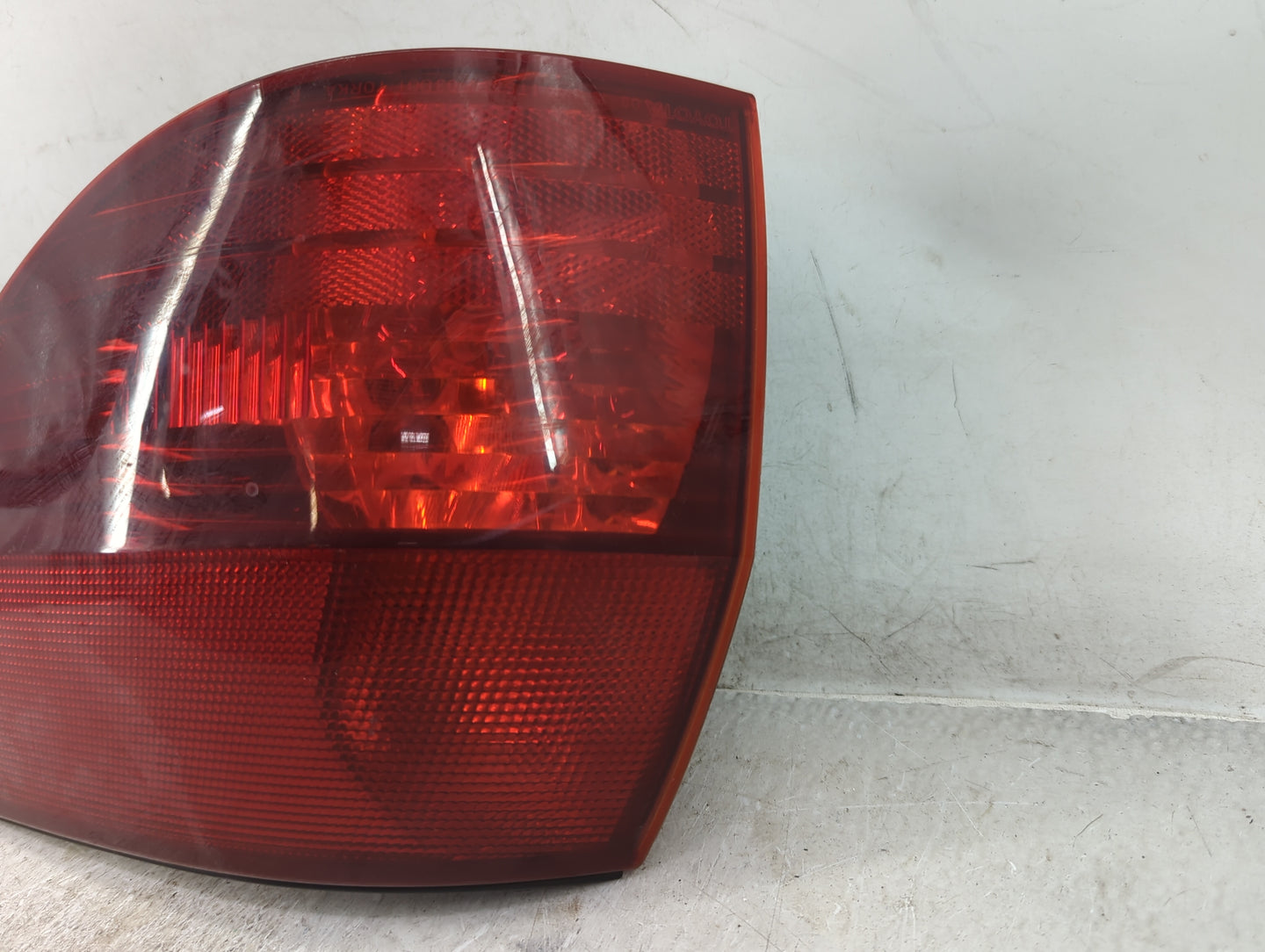 2004-2005 Toyota Sienna Tail Light Assembly Passenger Right OEM Fits Fits 2004 2005 OEM Used Auto Parts - Oemusedautoparts1.