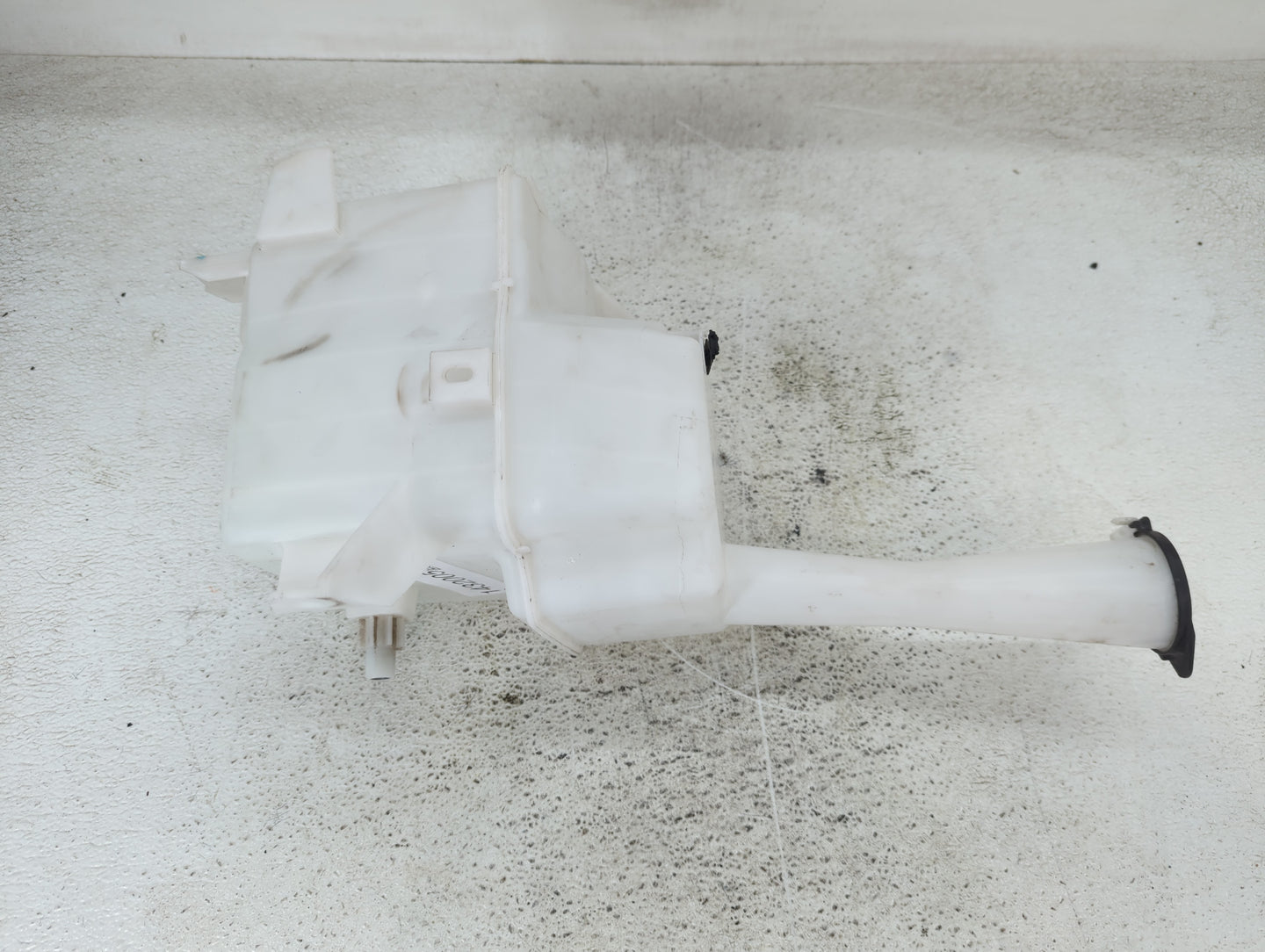 2004-2020 Toyota Sienna Windshield Washer Fluid Reservoir Bottle Oem - Oemusedautoparts1.com