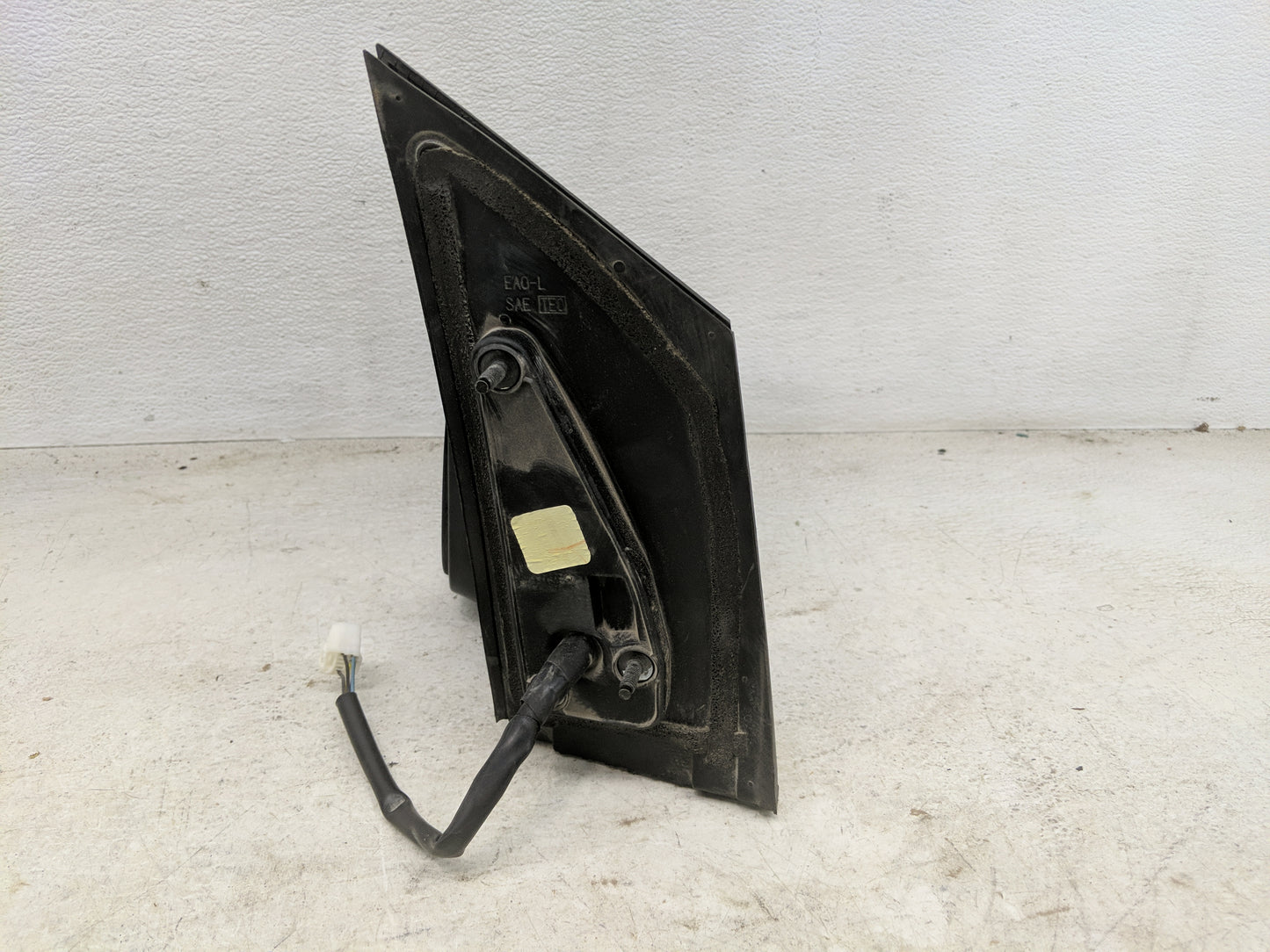2004-2010 Toyota Sienna Driver Side View Mirror - Left Door Mirror OEM Used - Oemusedautoparts1.com