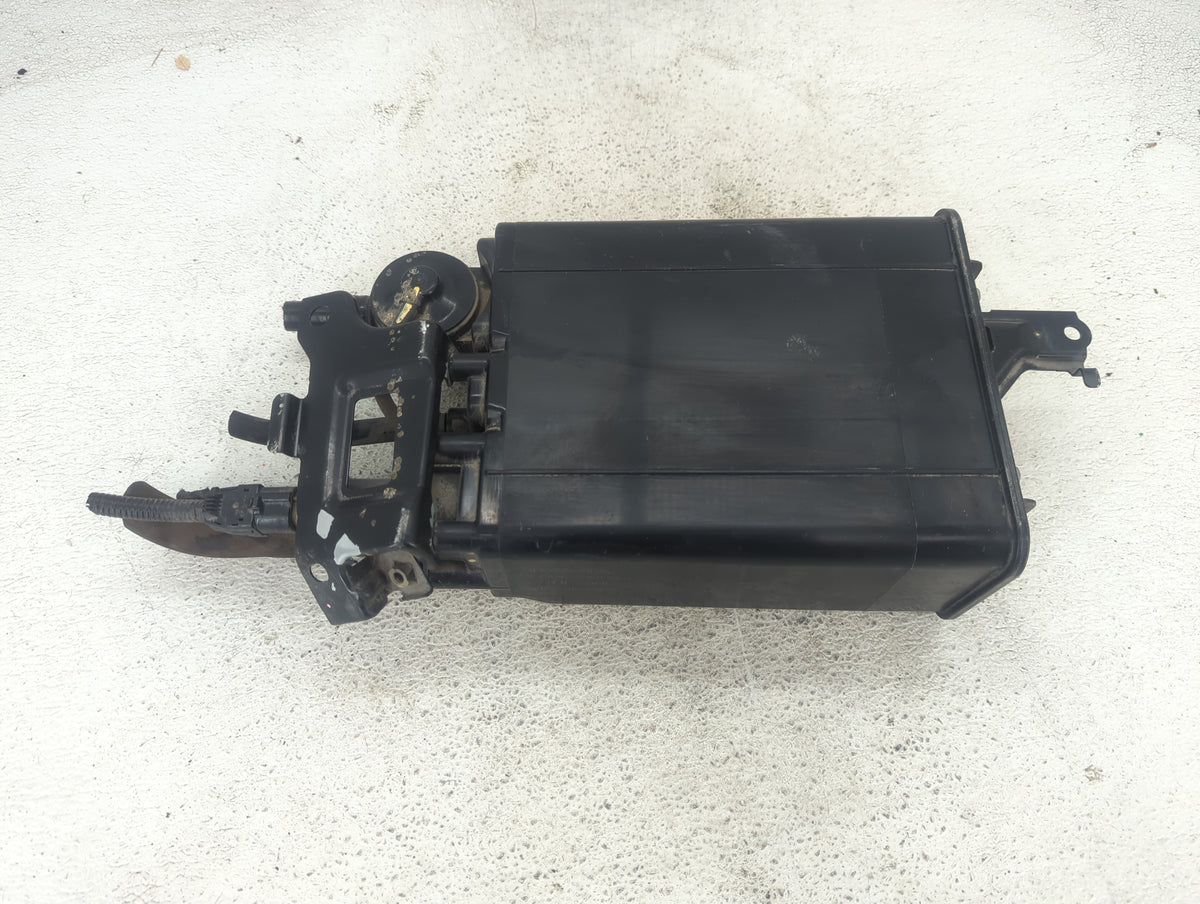 2005 Toyota Sienna Fuel Vapor Charcoal Canister 1437405 - Oemusedautoparts1.com