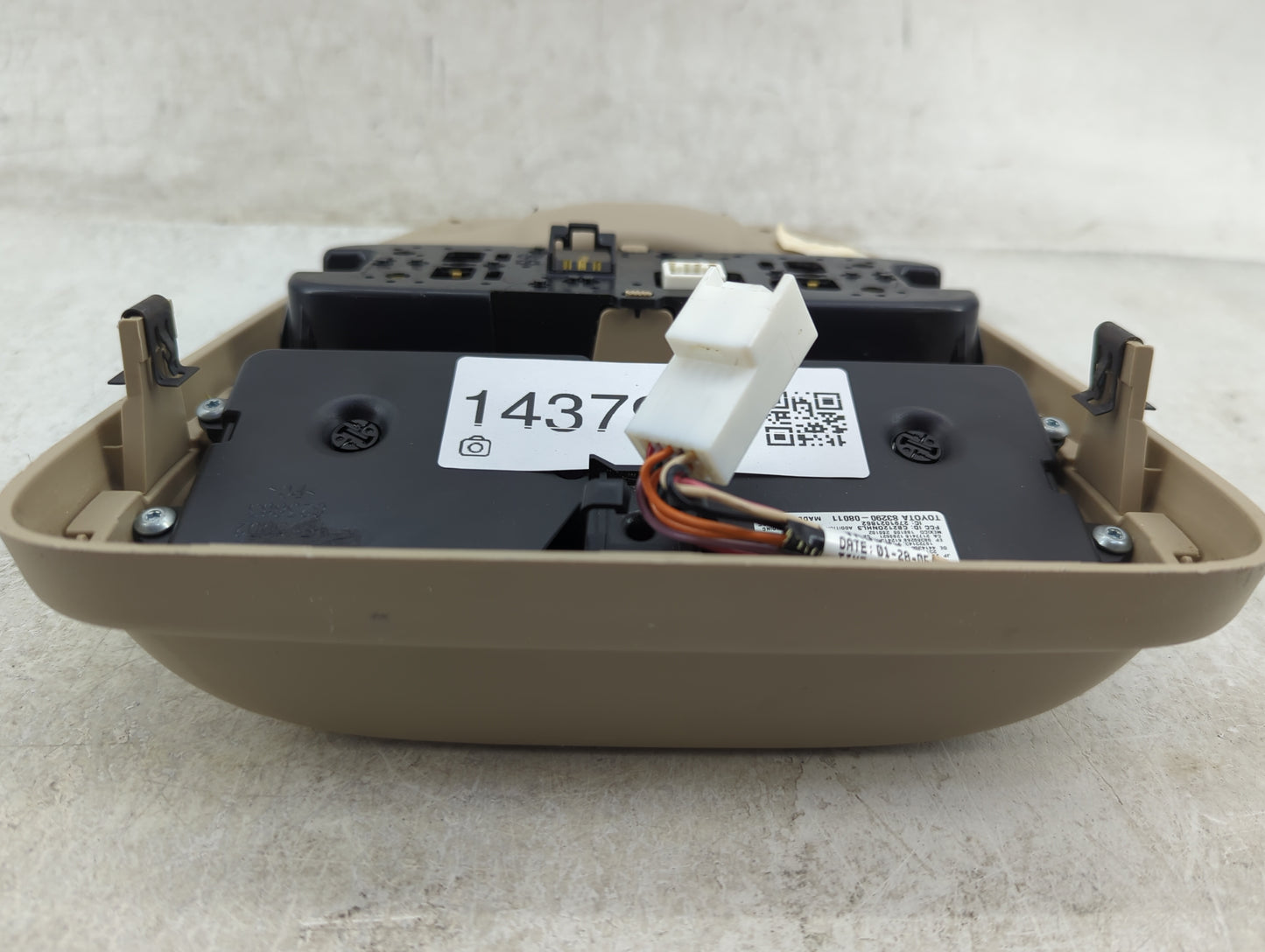 2004-2010 Toyota Sienna Overhead Roof Console 1437931 - Oemusedautoparts1.com