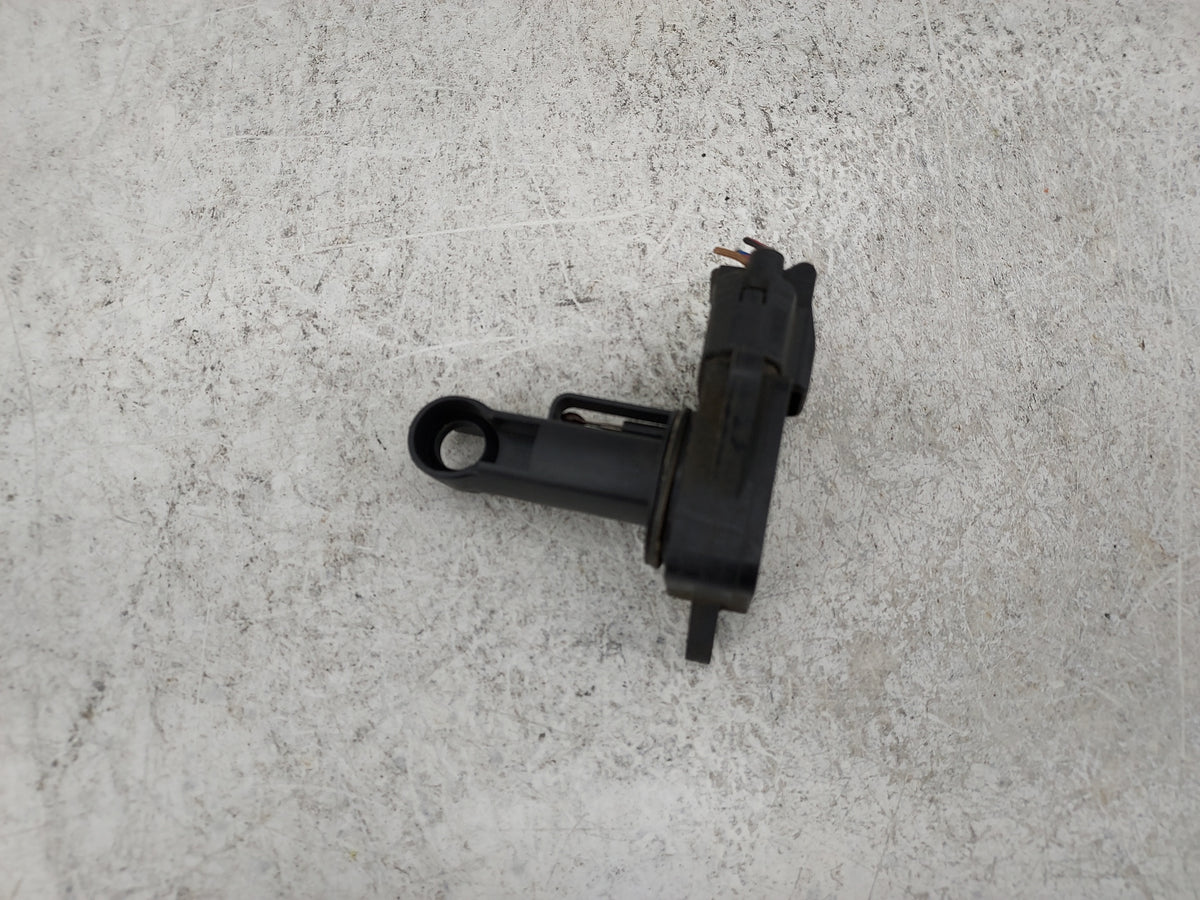 2004-2006 Toyota Sienna Mass Air Flow Meter Maf Sensor 1487746 - Oemusedautoparts1.com
