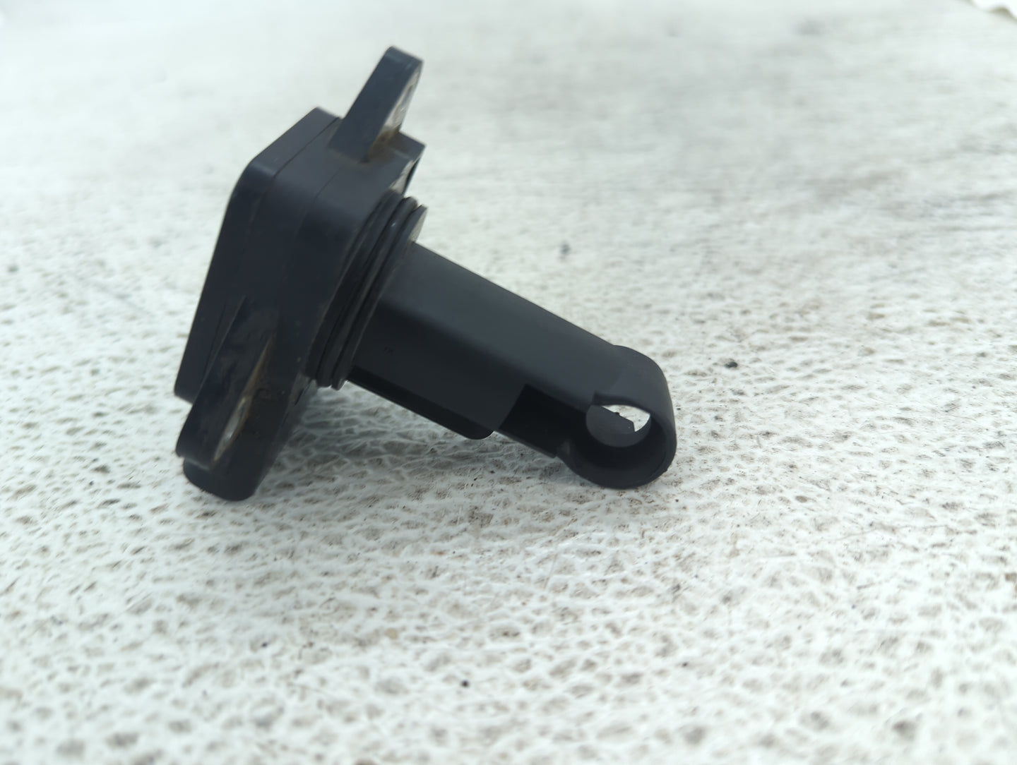 2004-2006 Toyota Sienna Mass Air Flow Meter Maf 1489838 - Oemusedautoparts1.com