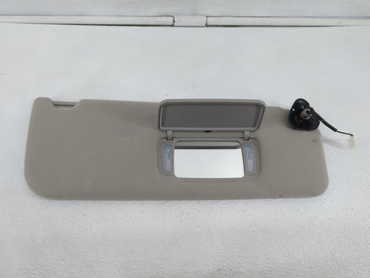 2005-2010 Toyota Sienna Sun Visor Shade Replacement Passenger Right Mirror Fits Fits 2005 2006 2007 2008 2009 2010 OEM Used 