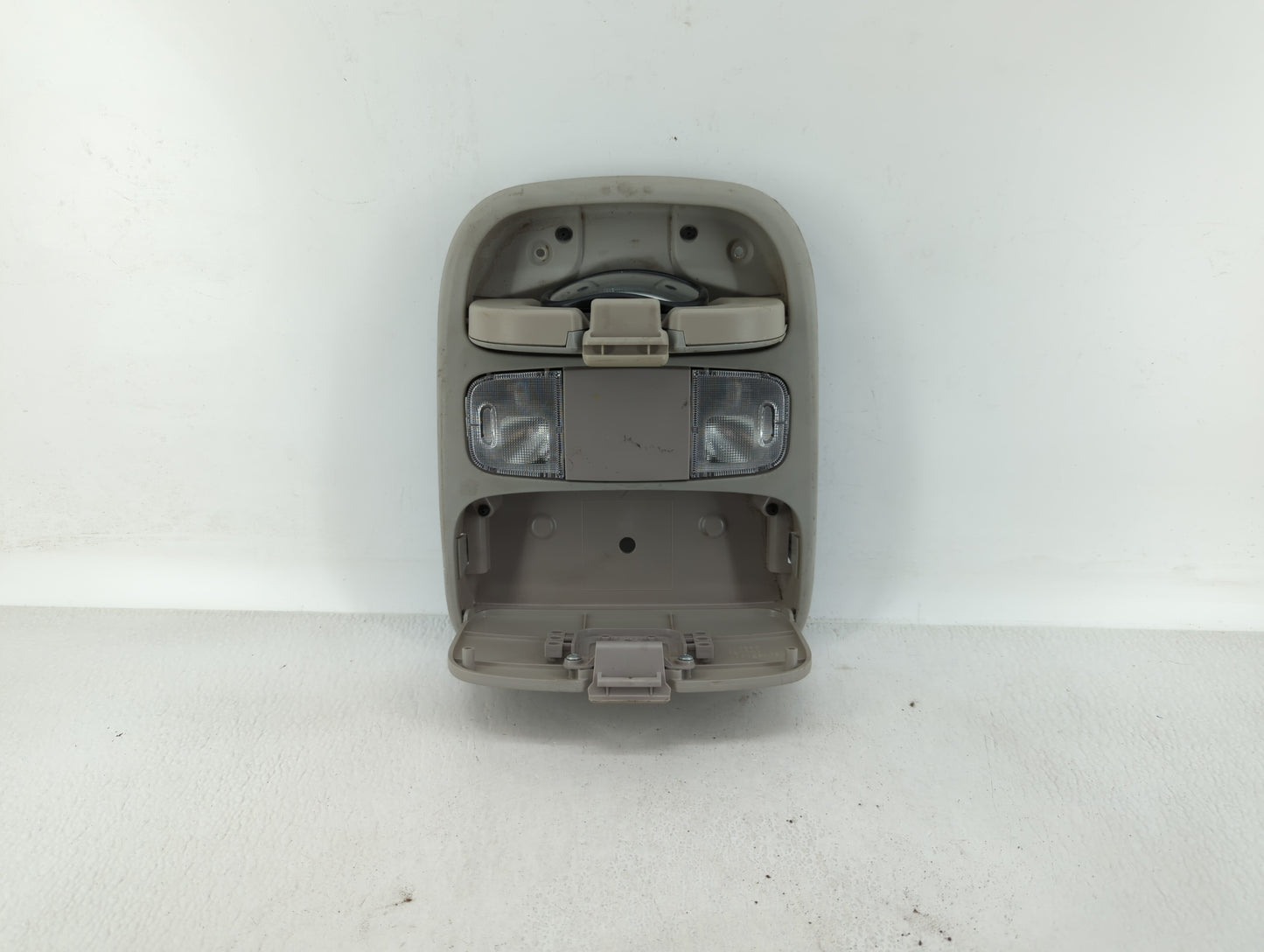 2005 Toyota Sienna Overhead Roof Console - Oemusedautoparts1.com